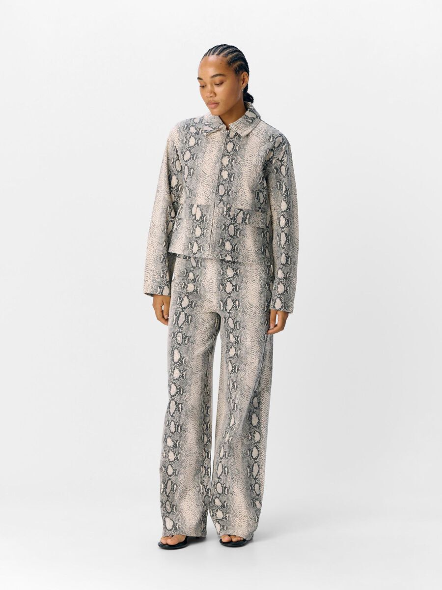 Shop the Look - ocOBJWESTI_1743660372763_custom-0.jpg