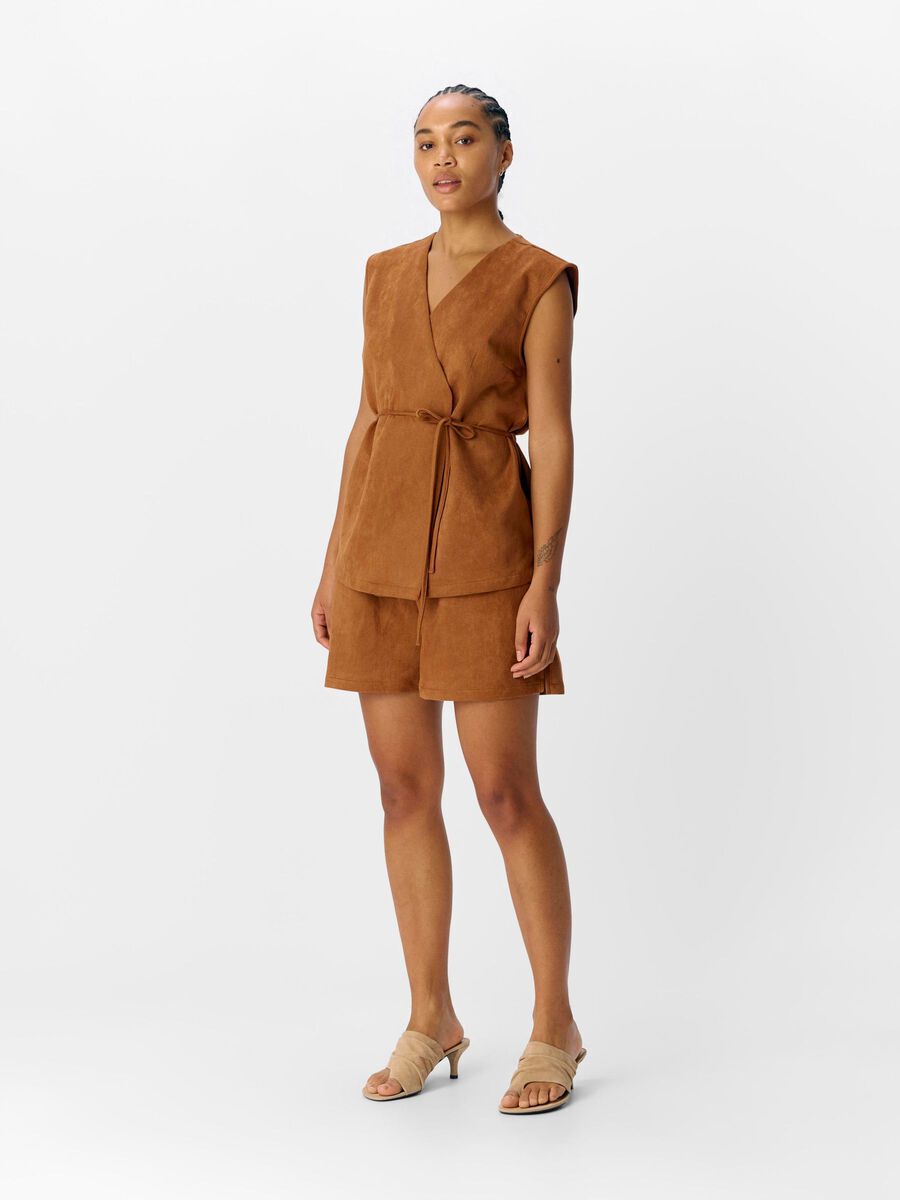 Shop the Look - oc23047938_Rawhide_1747215421332_custom-0.jpg
