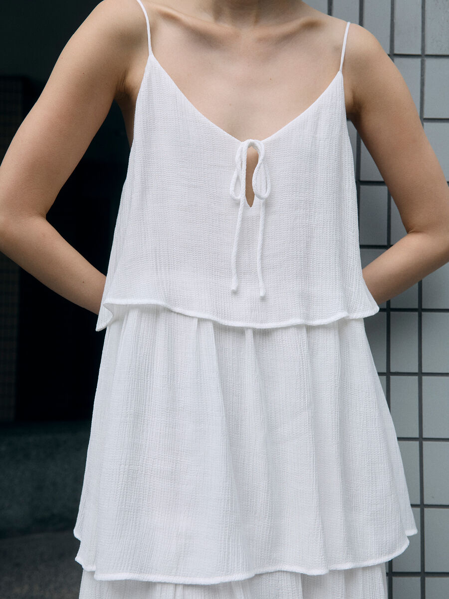 Shop the Look - ocSPRING38_1747651715271_custom-1.jpg