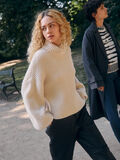 Shop the Look - ocPA9382_1692703261443_custom-0.jpg
