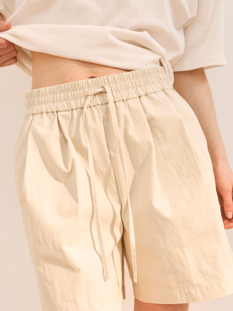 Product carousel image - Shop the Look | 1