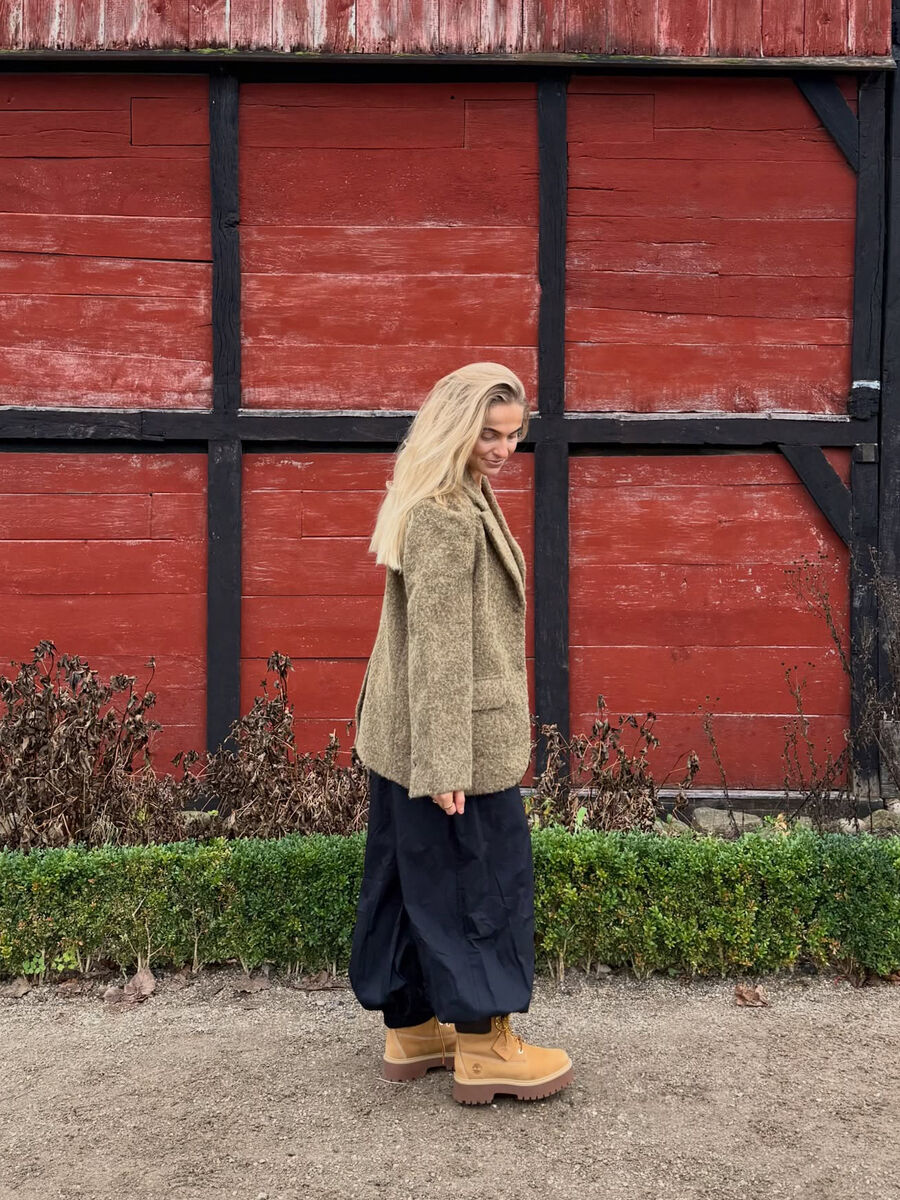 Product carousel image - Styled By Influencers | 1