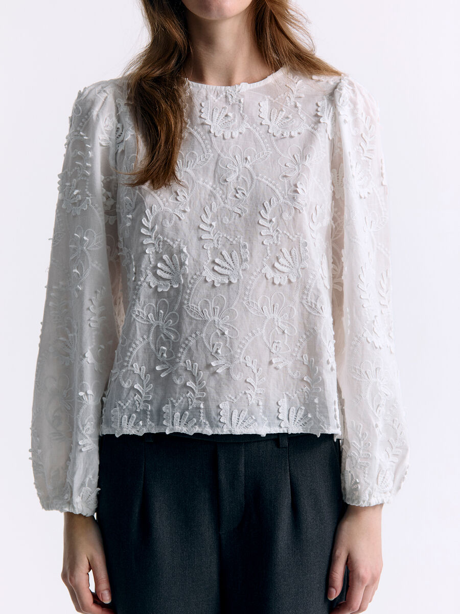 Shop the Look - ocWINTER11_1733141041237_custom-0.jpg