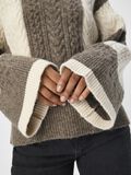 OBJECT SWETER, Morel, highres - 23044986_Morel_1132344_006.jpg