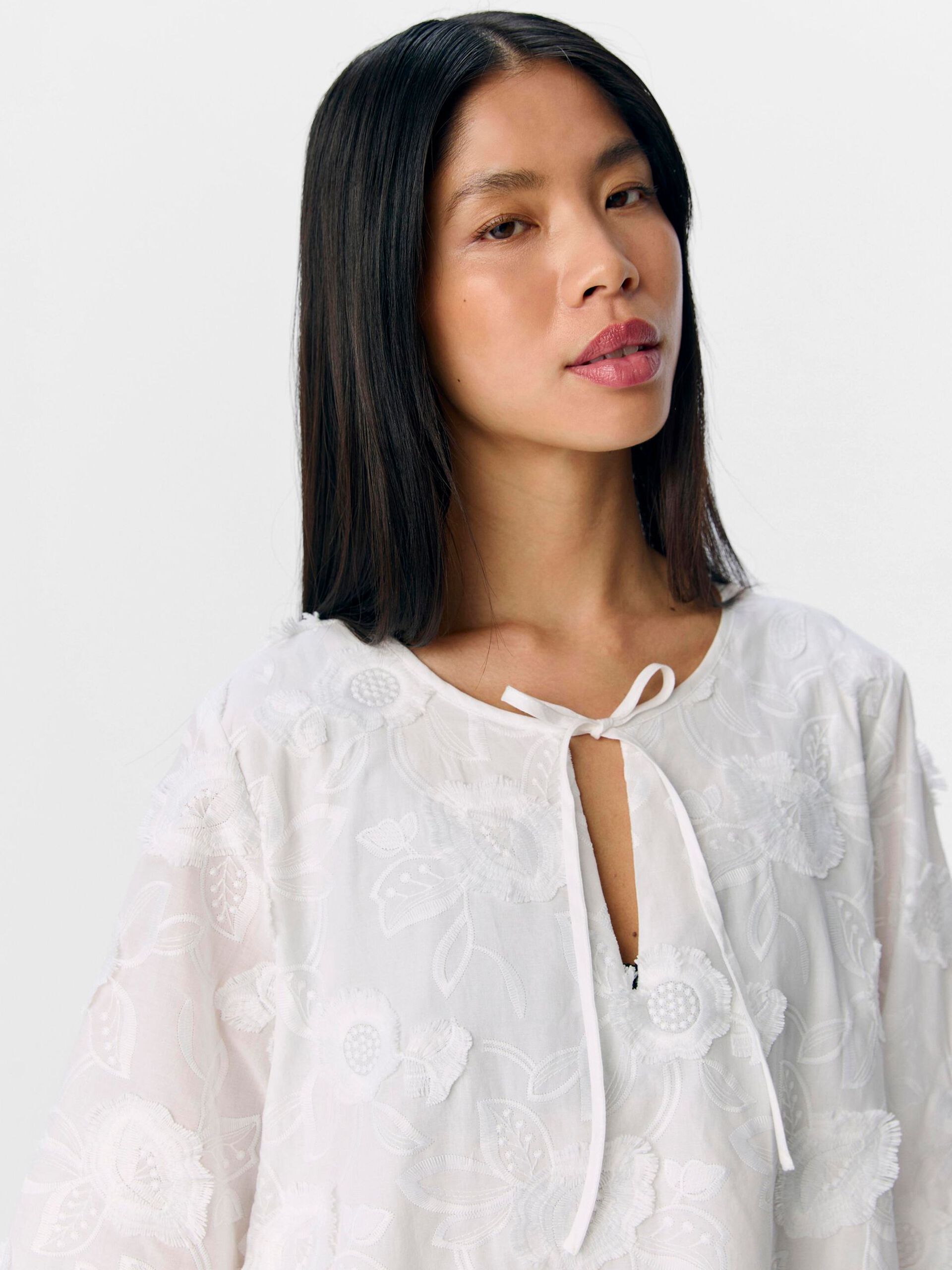 Carousel image - VESTIDO MINI, White | 5