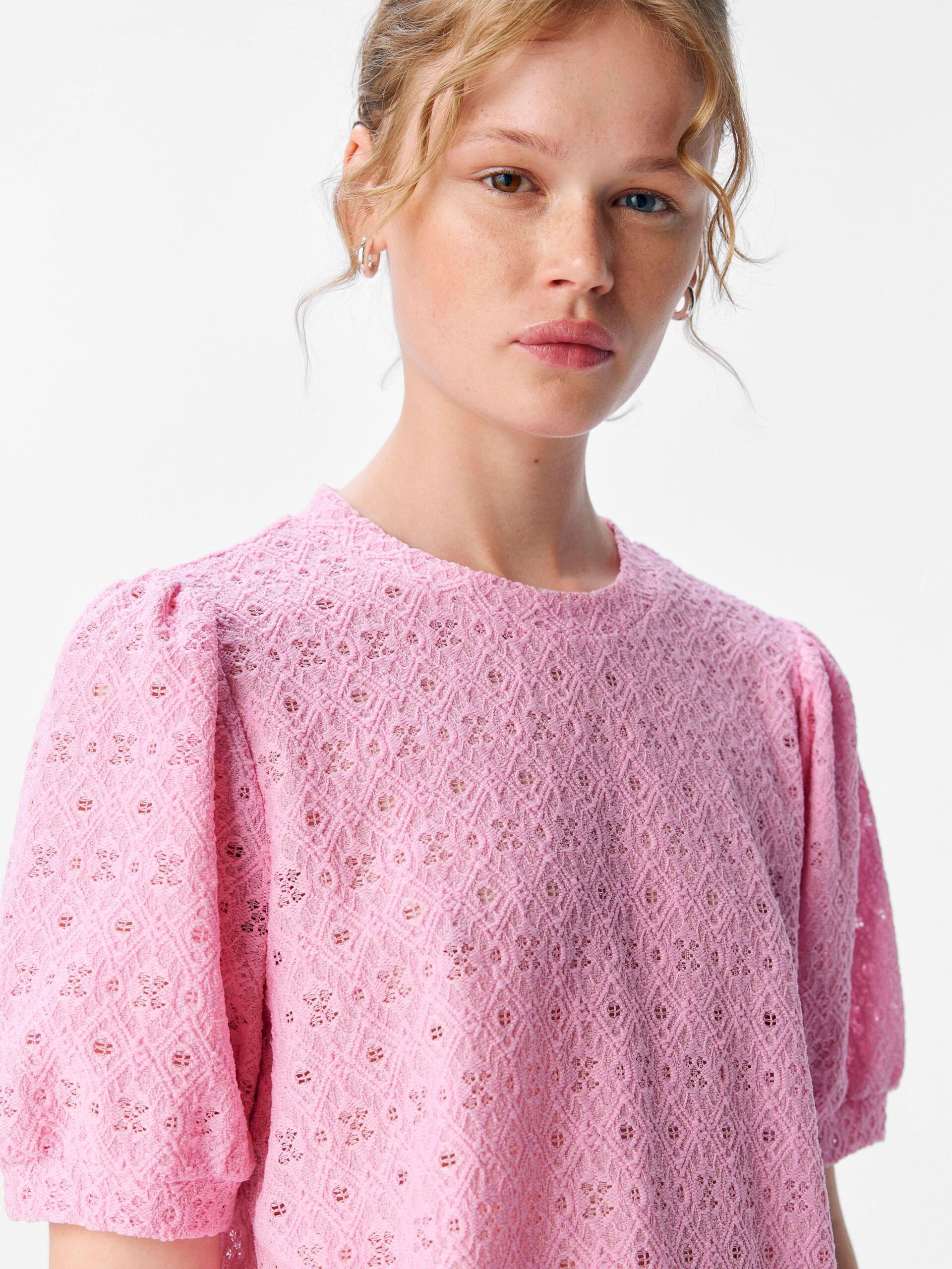 Carousel image - BRODERI TOPP, Pink Frosting | 5
