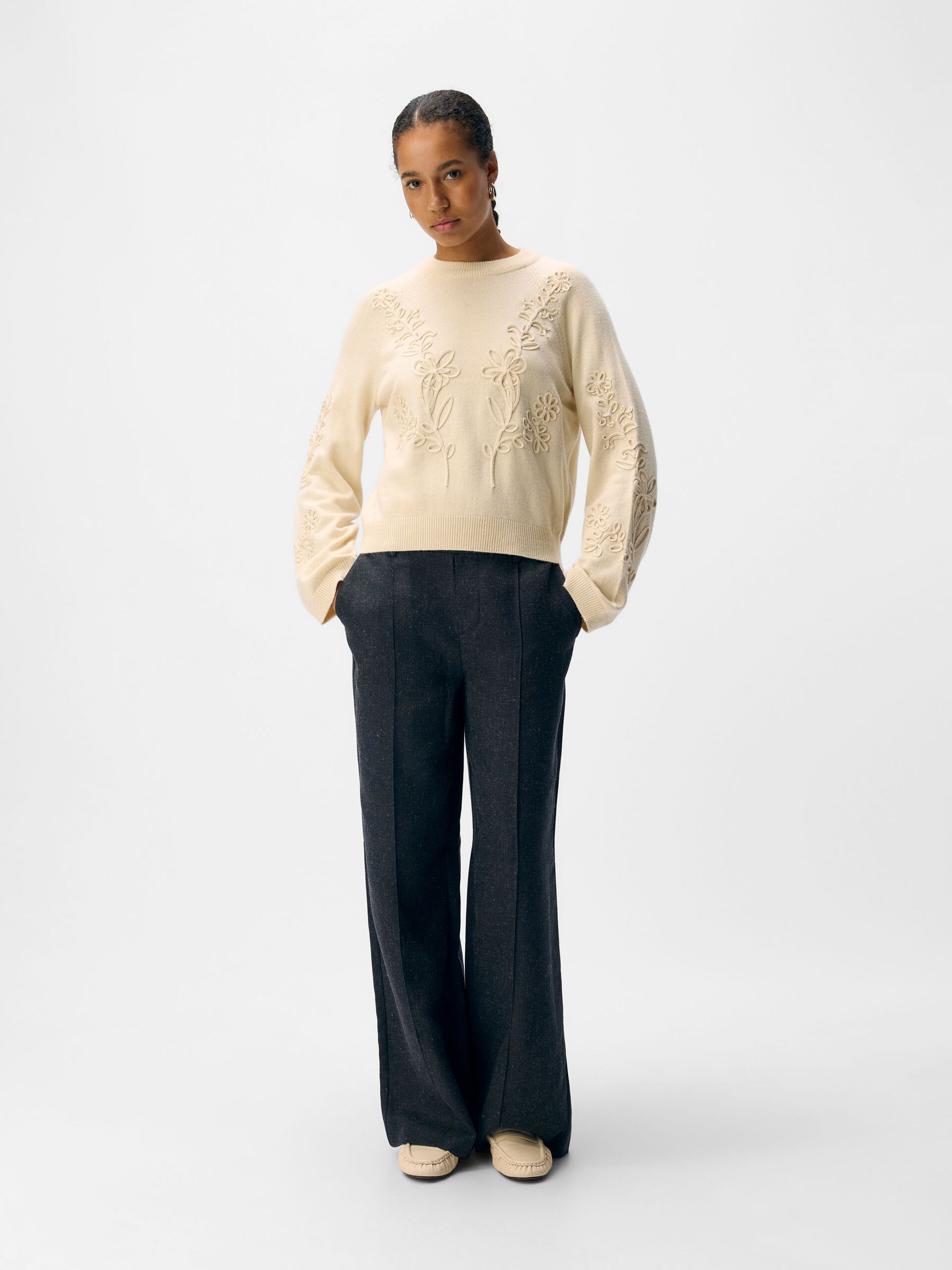 Carousel image - KNITTED PULLOVER, Sandshell | 4