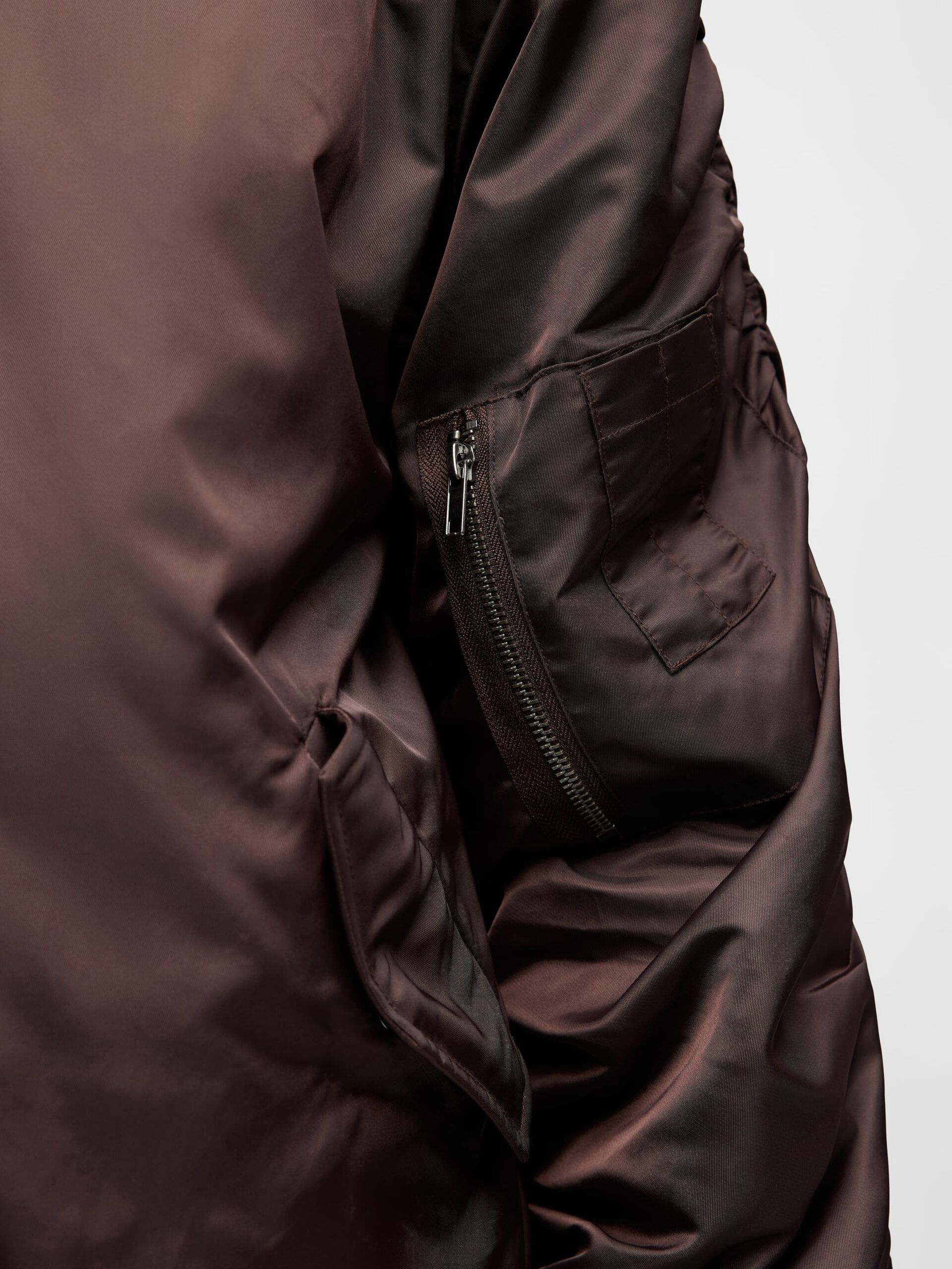 Carousel image - OVERSIZE BOMBERJACKE, Seal Brown | 5
