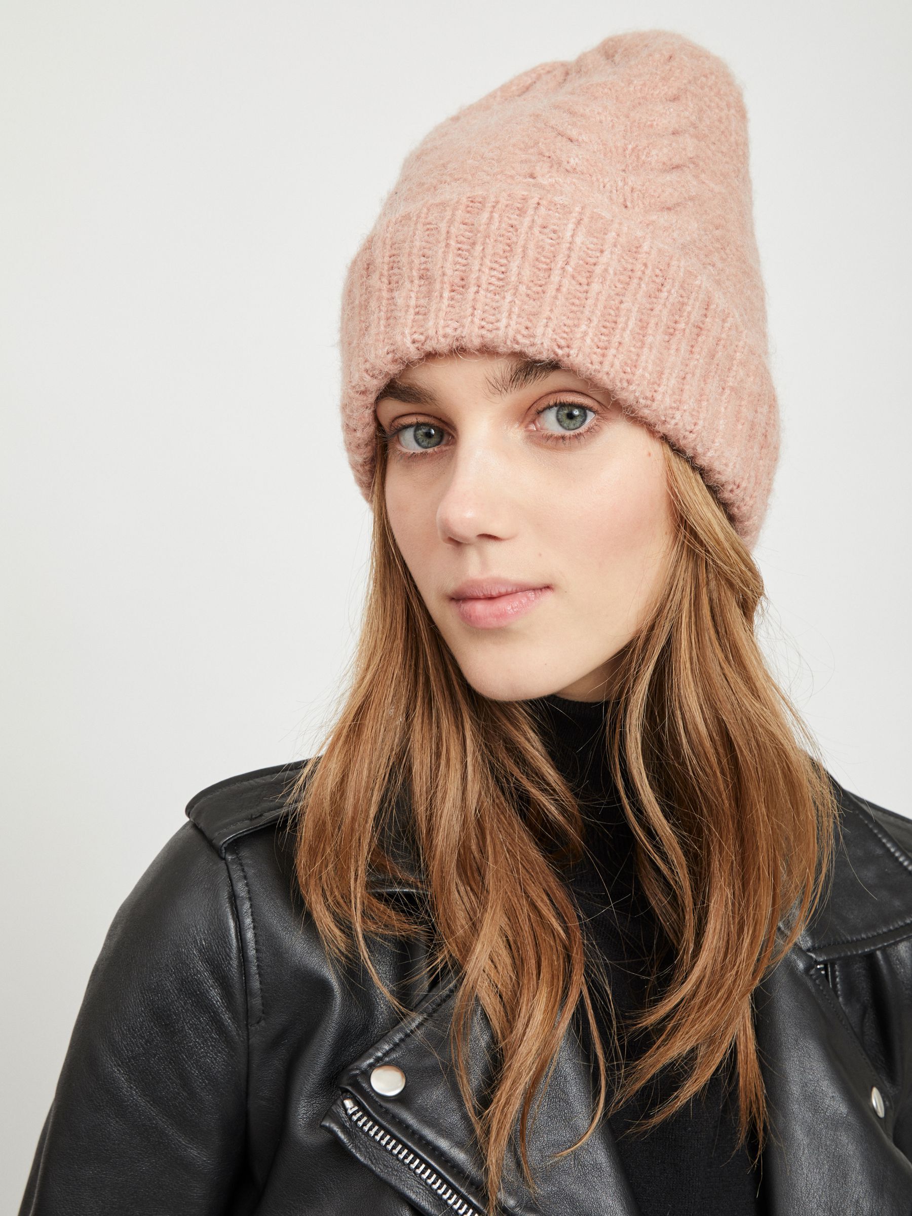KNITTED BEANIE | Pink | .OBJECT CI Belgium