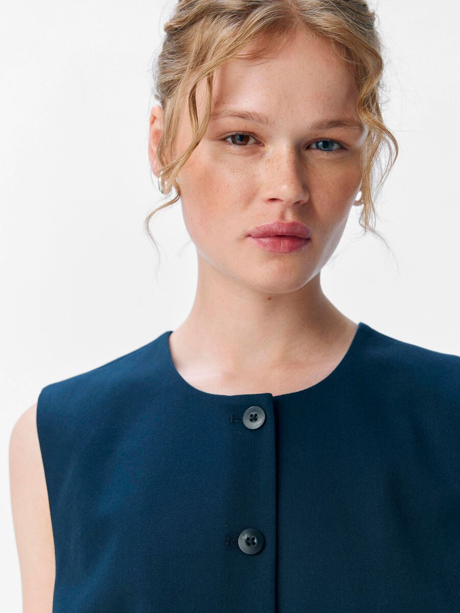 Carousel image - CAP SLEEVED WAISTCOAT, Sky Captain | 5