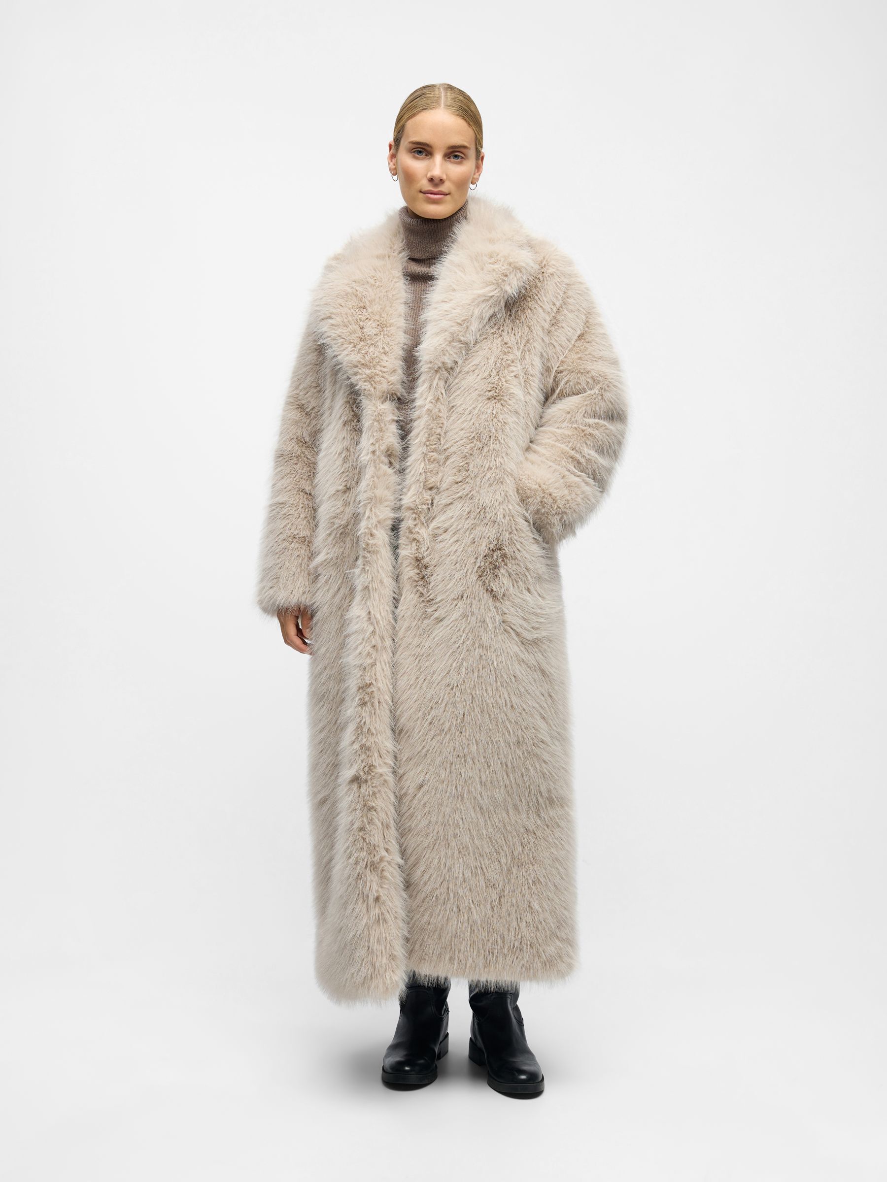 FAUX FUR MANTEL | Weiß | .OBJECT CI Schweiz Y/project Mantel aus