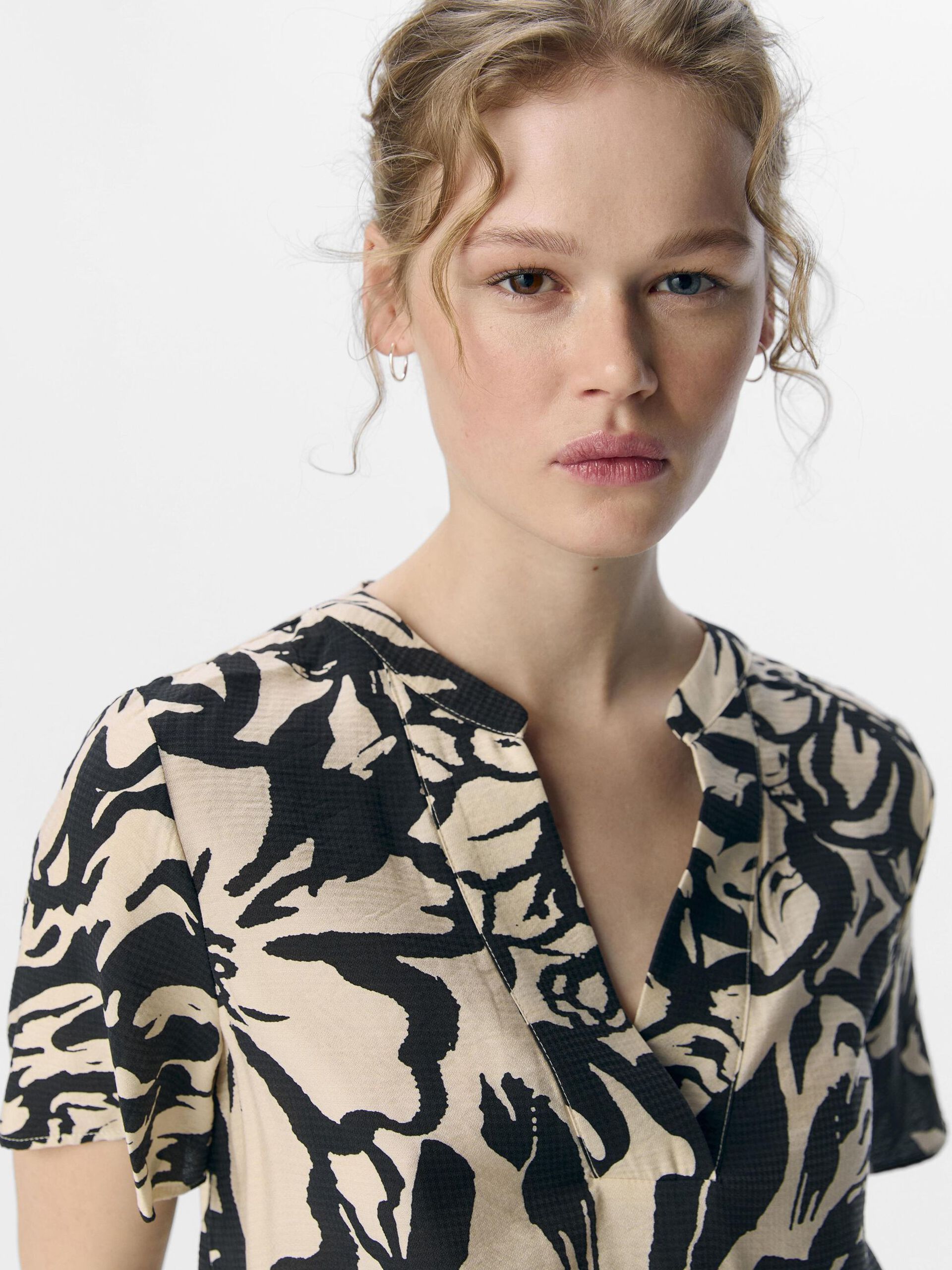 Carousel image - V-HALS TOPP, Sandshell | 5