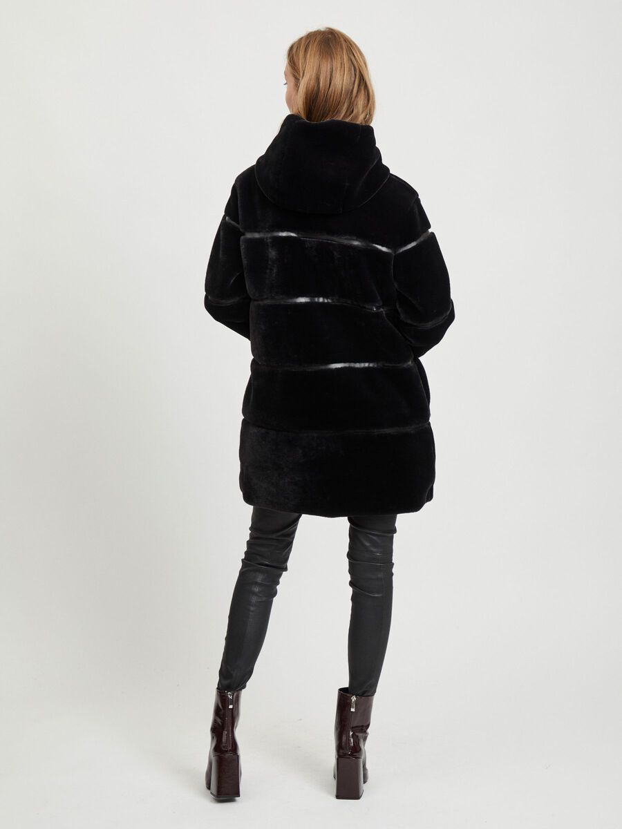 Carousel image - H&Oslash;JHALSET IMITERET PELS JAKKE, Black | 4