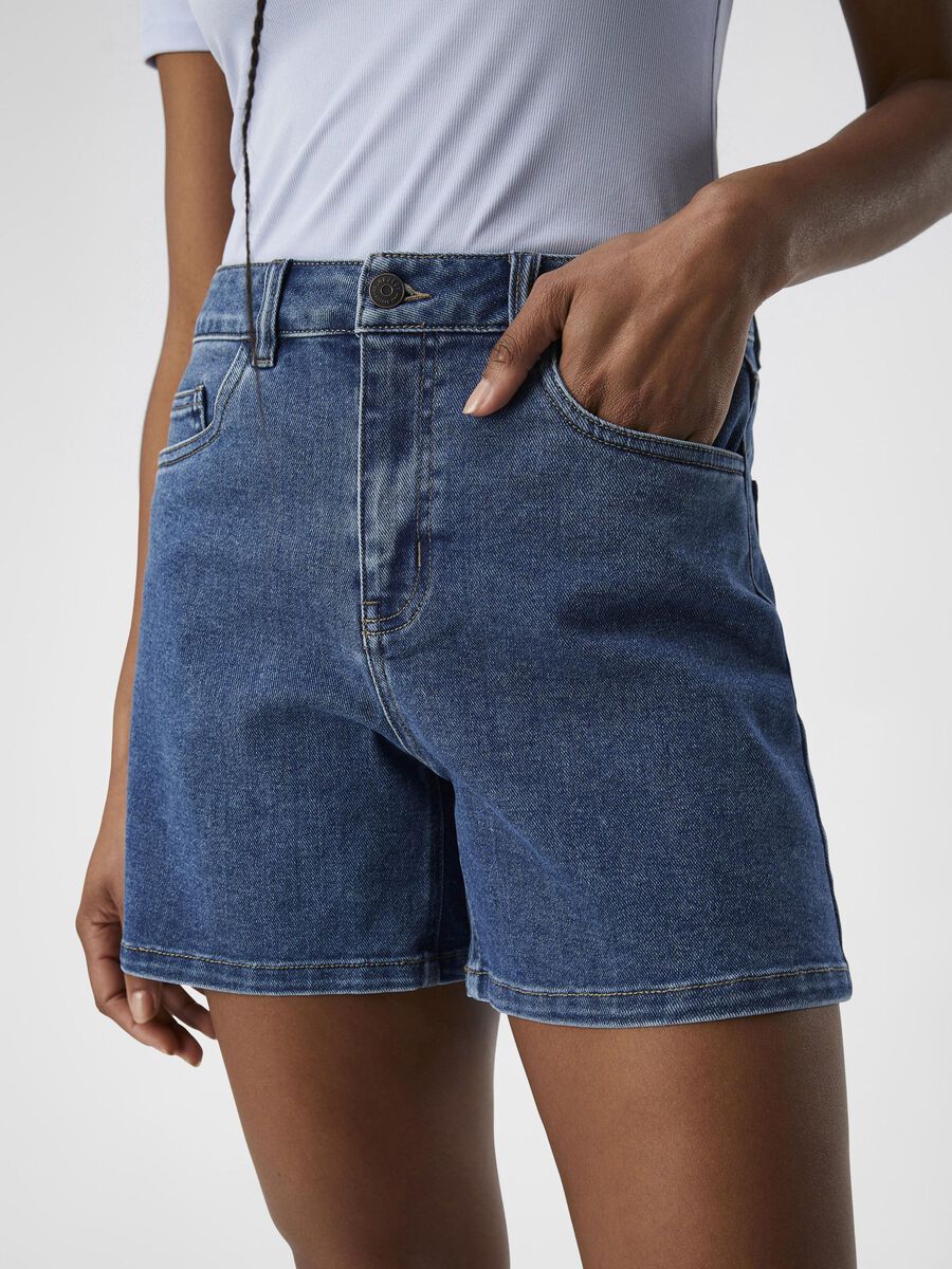 Product carousel image - SHORT DENIM SHORTS, Medium Blue Denim | 1