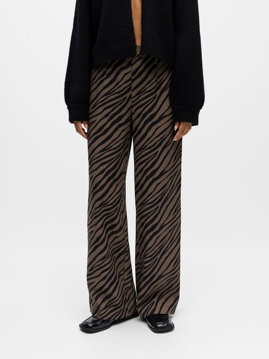 Product carousel image - LEOPRINT HOSE MIT WEITEM BEIN, Black | 1