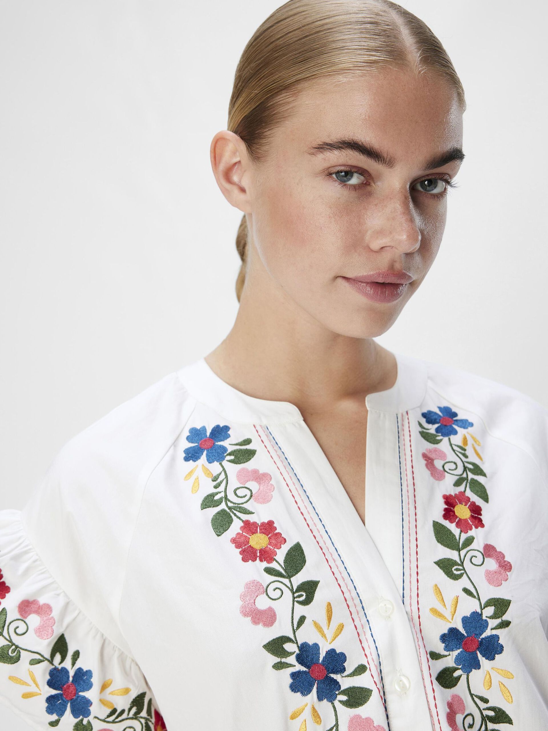 Carousel image - EMBROIDERED MAXI DRESS, Tofu | 5
