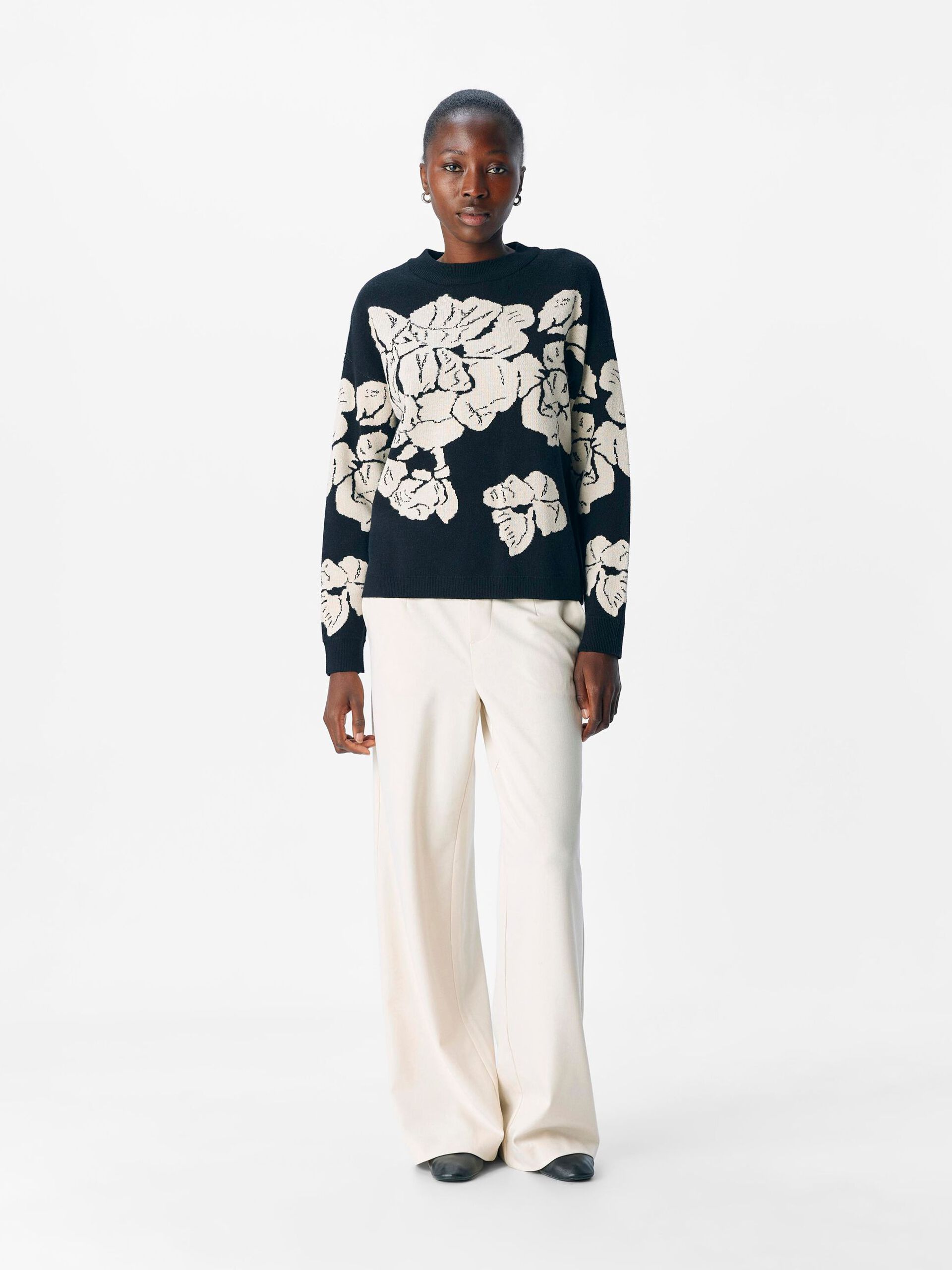 Carousel image - JERSEY, Black | 4