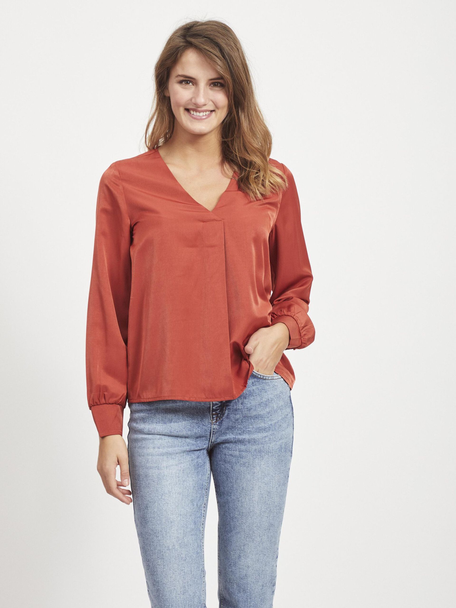 Carousel image - V-NECK LONG SLEEVED TOP, Tandoori Spice | 2