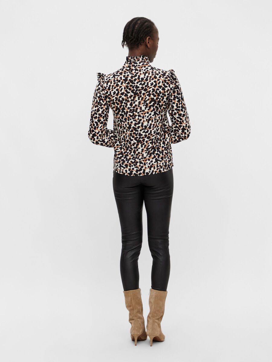 Product carousel image - PRINTED SHIRT, Black | 2