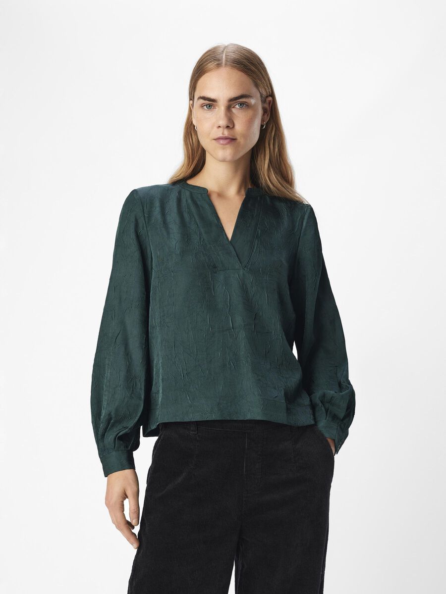 OBJECT KRINKLAD BLUS, Pine Grove, highres - 23044664_PineGrove_1150699_003.jpg