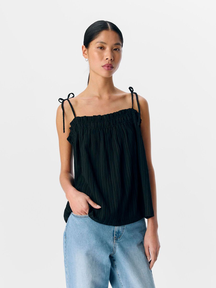 OBJECT PLISSÉ TOP, Black, highres - 23047486_Black_003.jpg