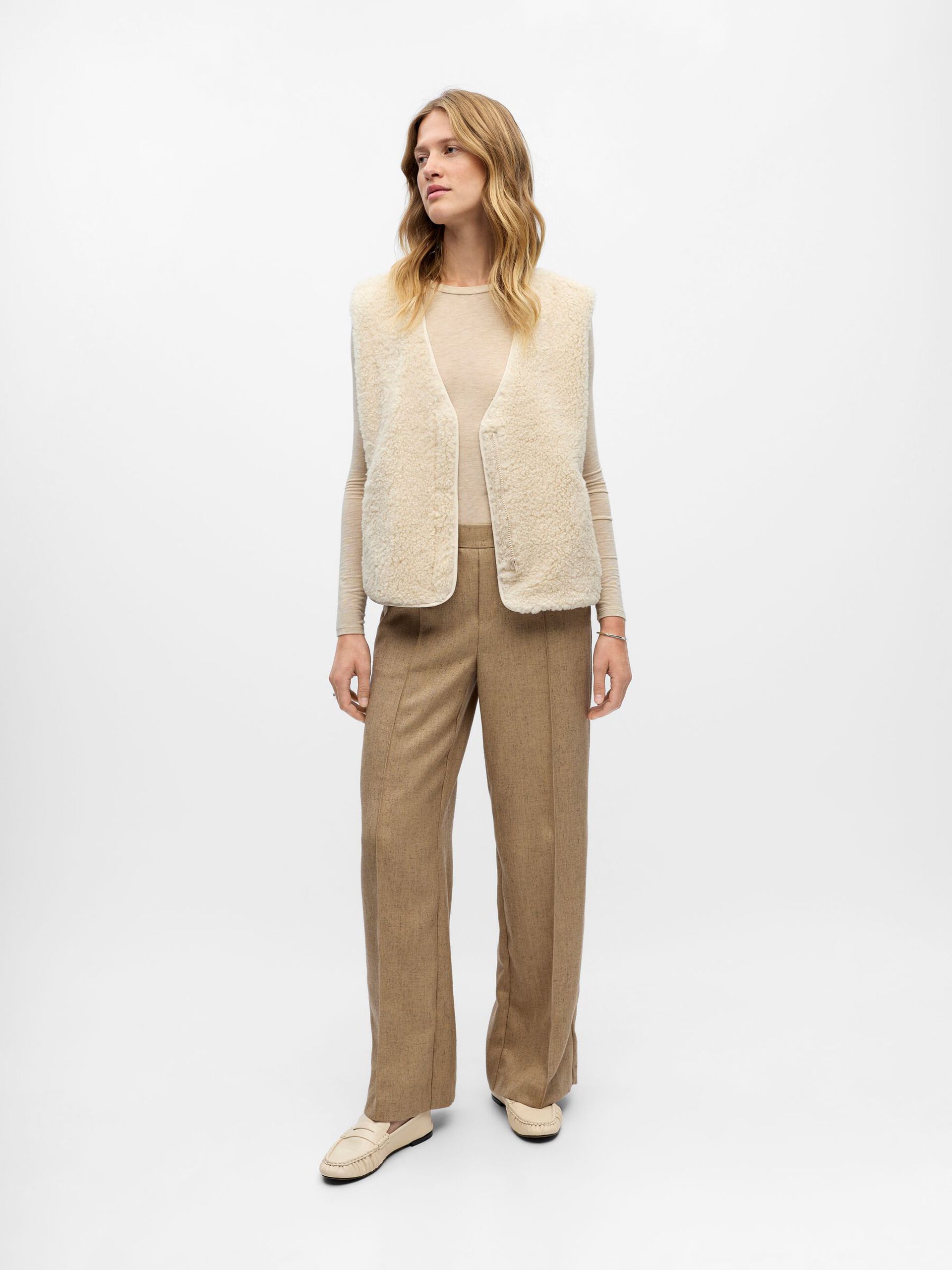 Carousel image - FLEECE GILET, Sandshell | 4