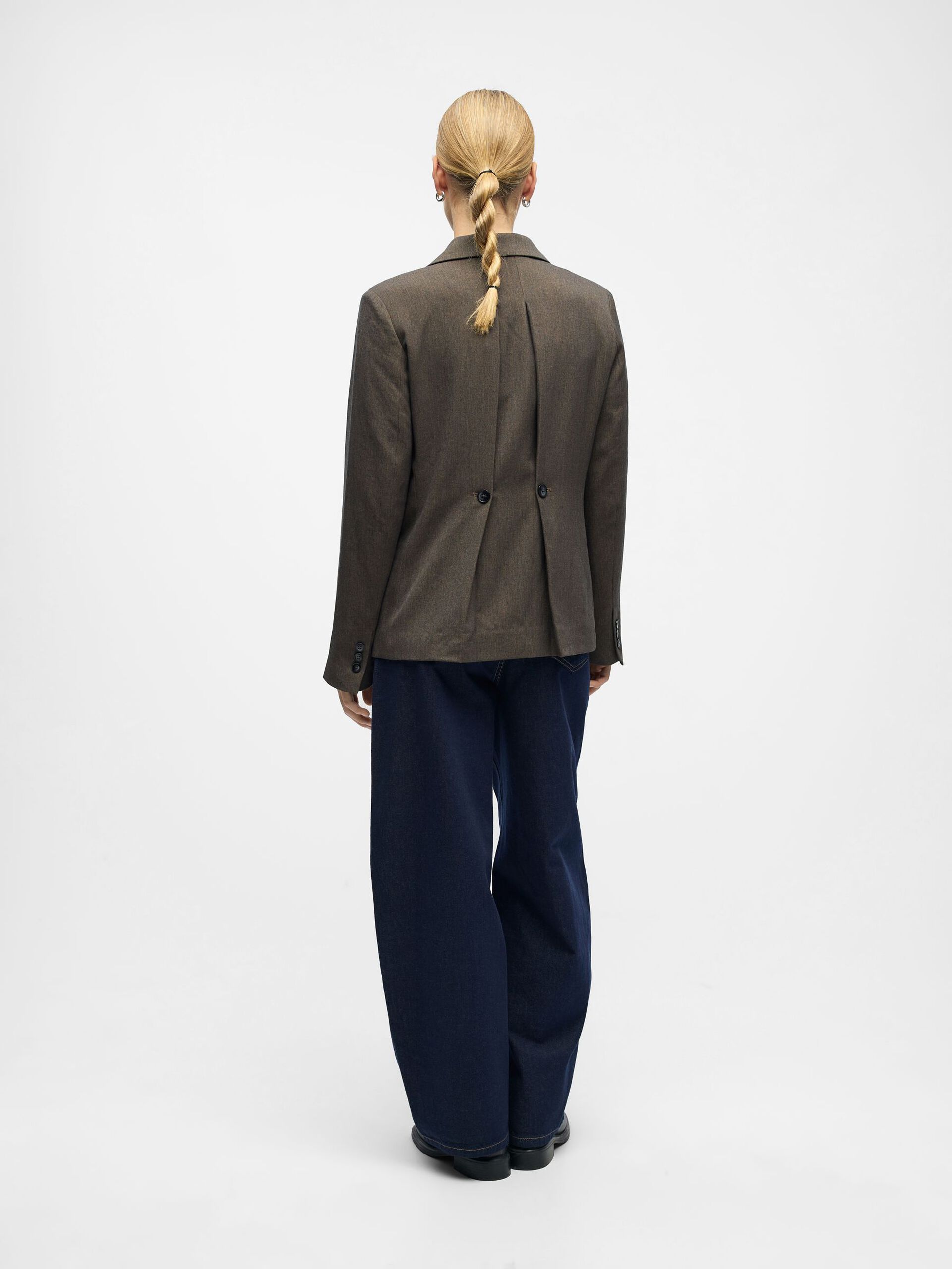 Carousel image - À SIMPLE BOUTONNAGE BLAZER, Seal Brown | 3