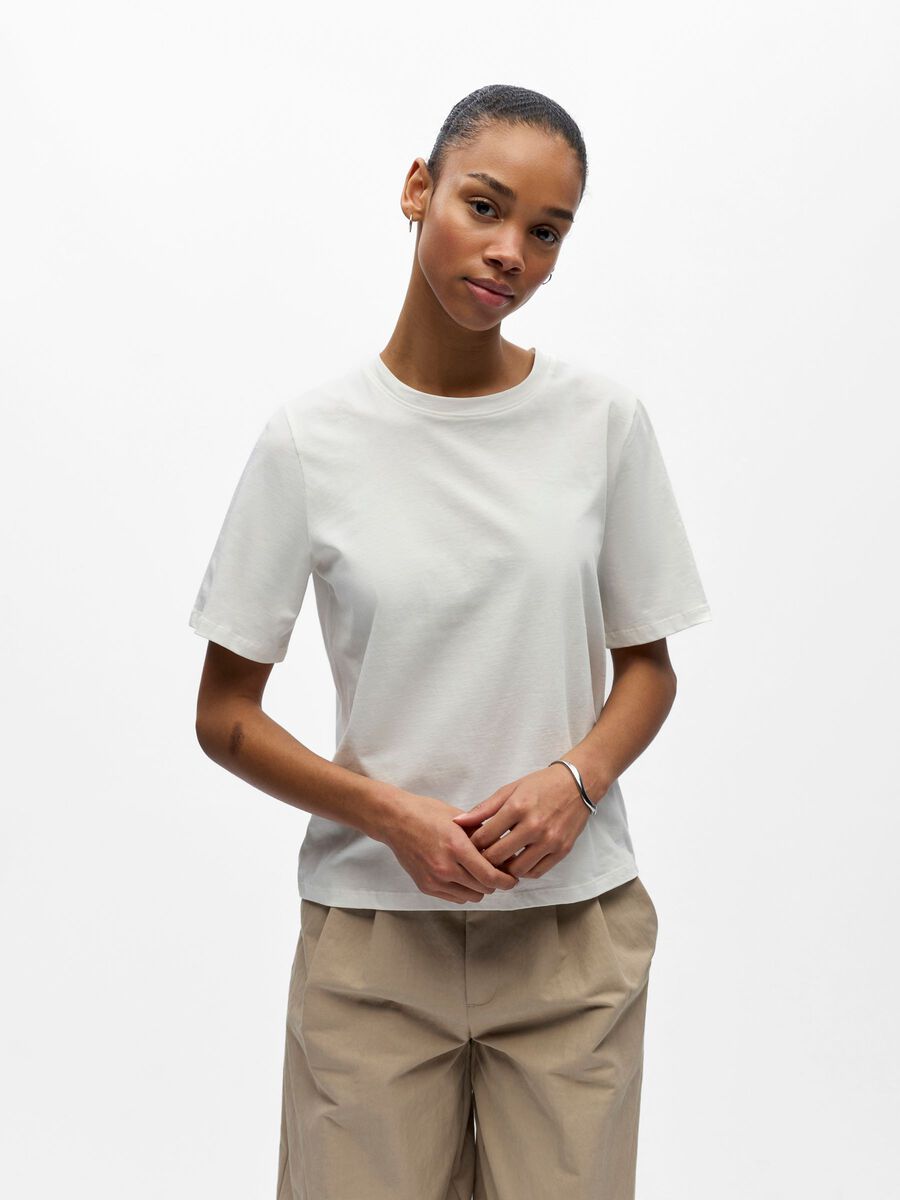 Product carousel image - BASIC T-SHIRT, Cloud Dancer | 1