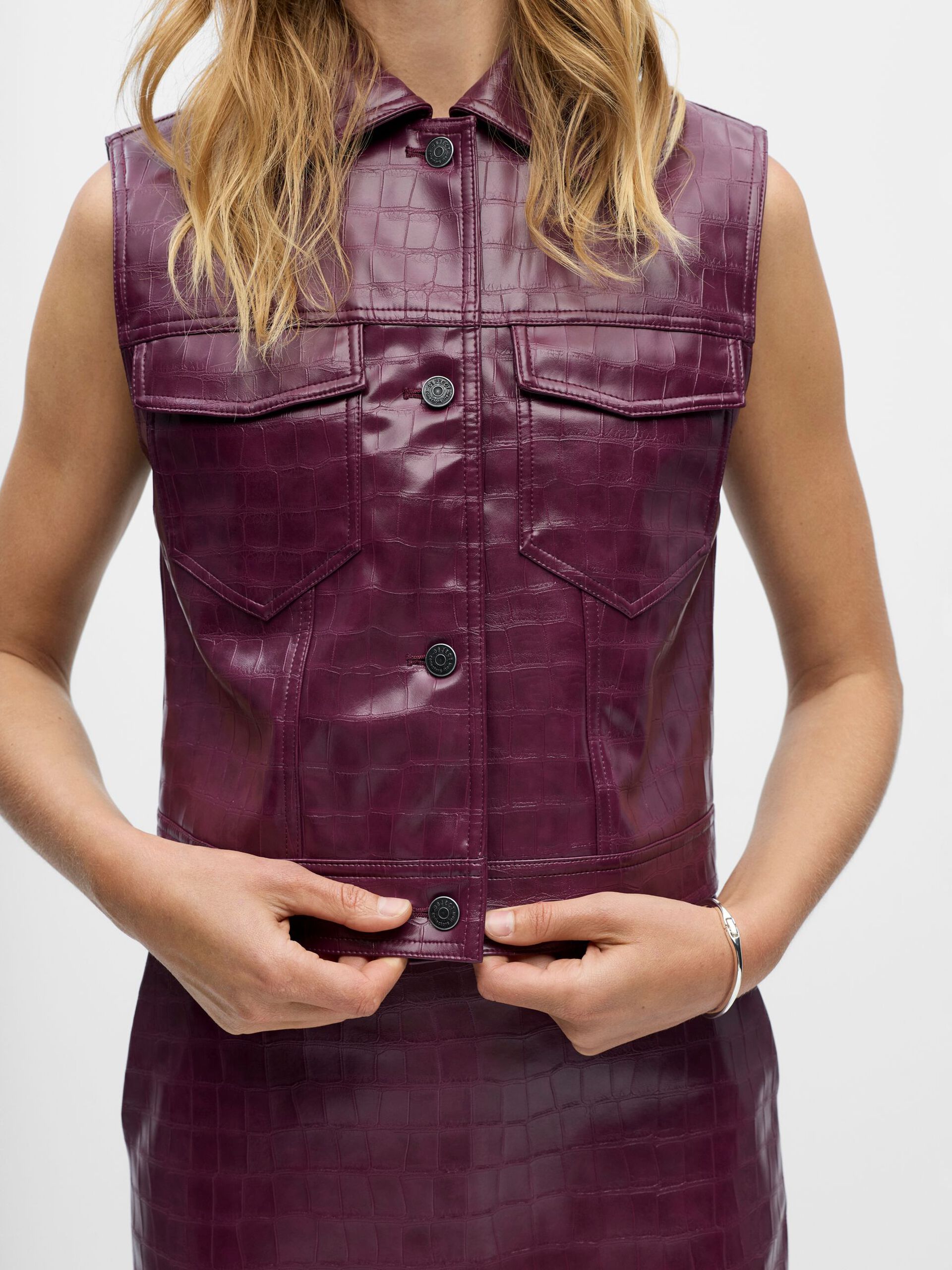 Carousel image - GILET, Mauve Wine | 5