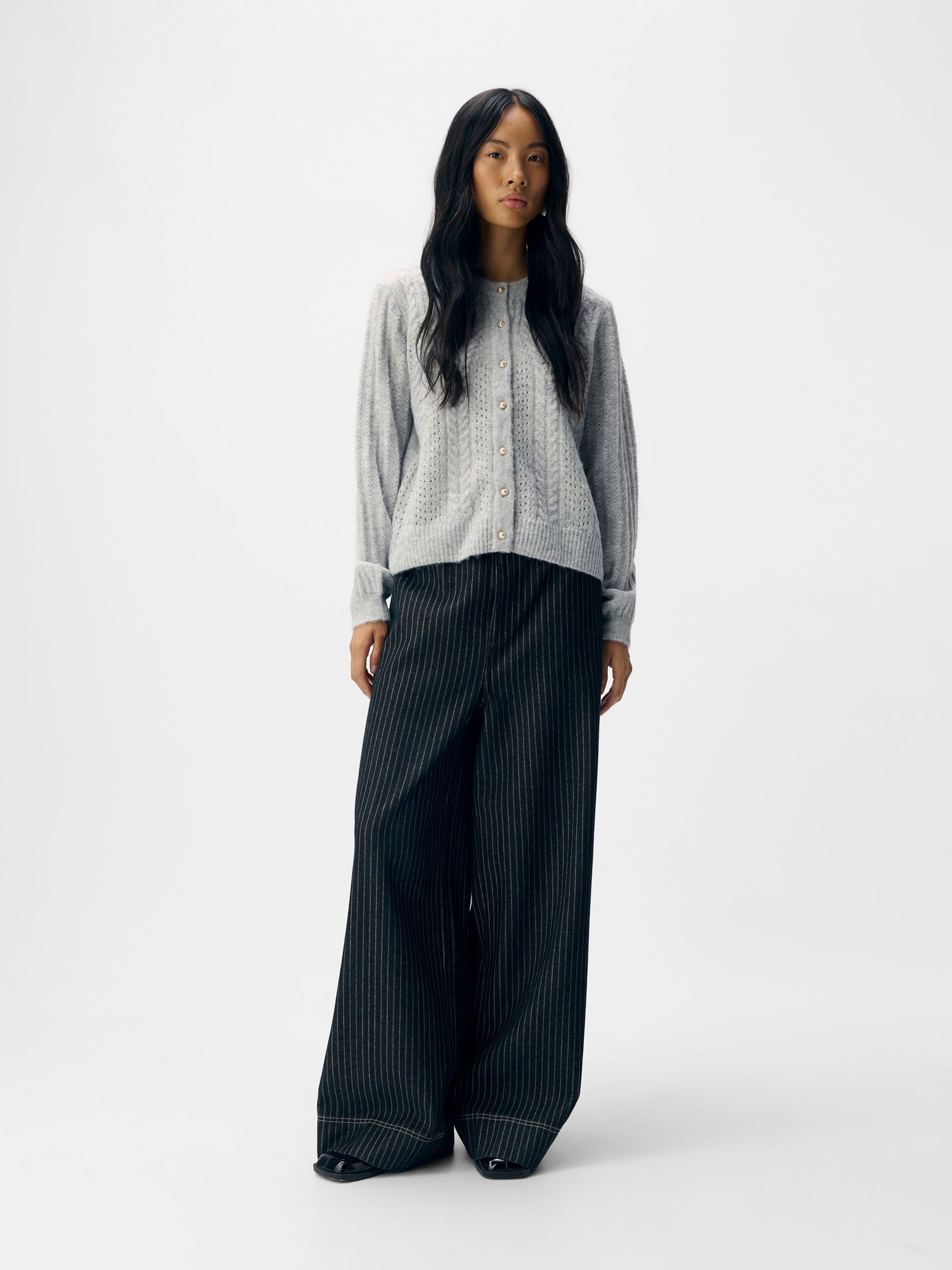 Carousel image - CABLE KNIT CARDIGAN, Light Grey Melange | 4
