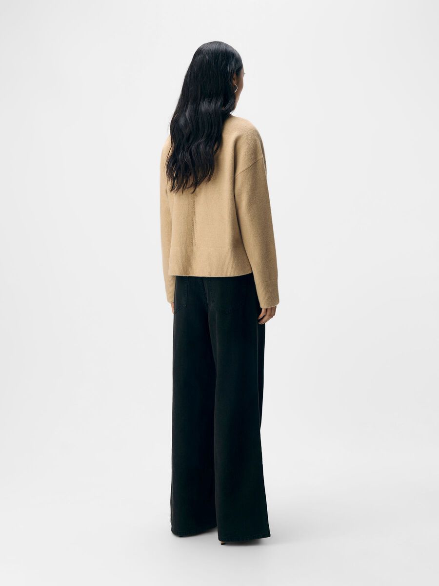 Product carousel image - EN MAILLE PULLOVER, Tannin | 2