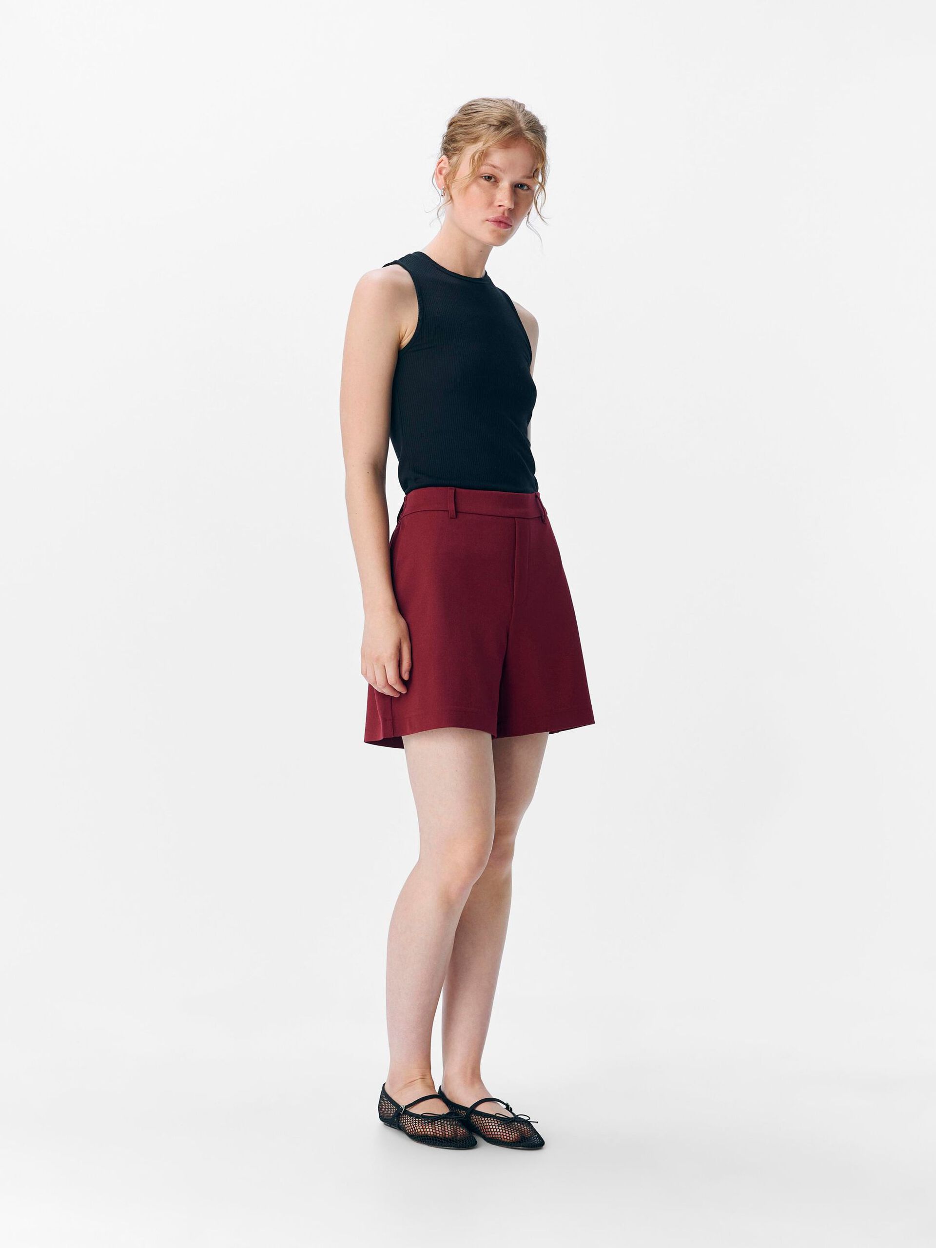 Carousel image - OBJLISA SHORTS, Cabernet | 4