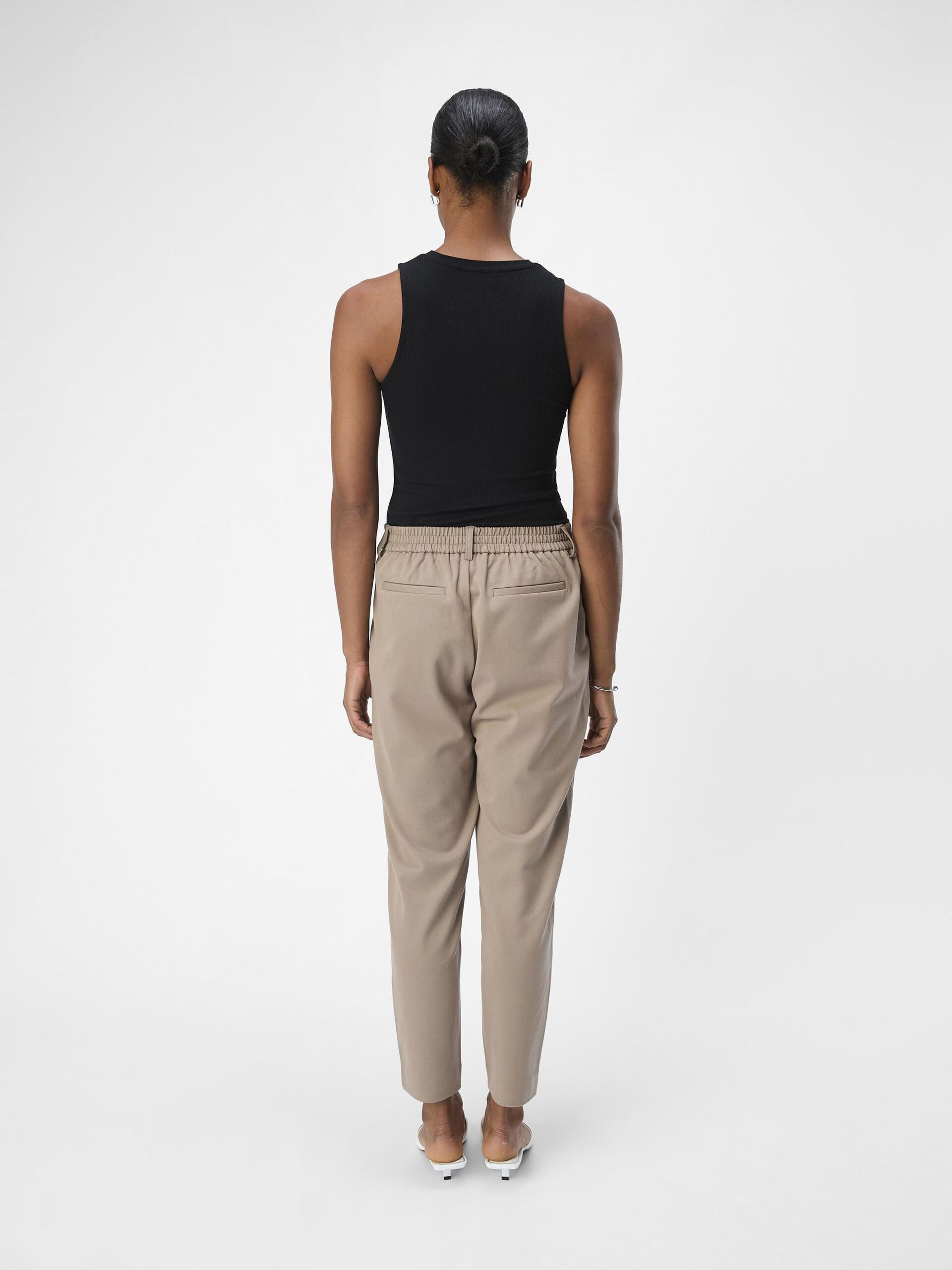 Carousel image - OBJLISA TROUSERS, Desert Taupe | 3
