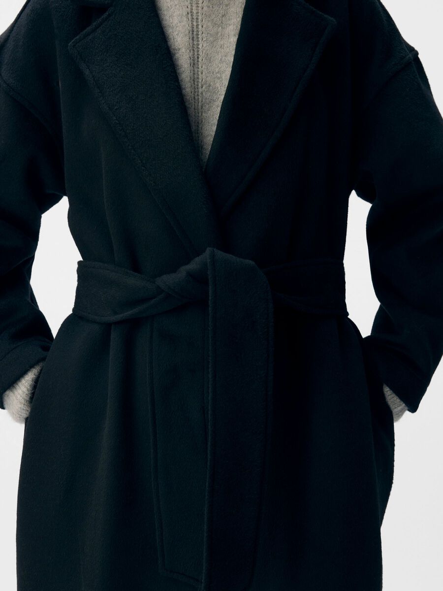 Carousel image - LONGLINE MANTEL, Black | 5