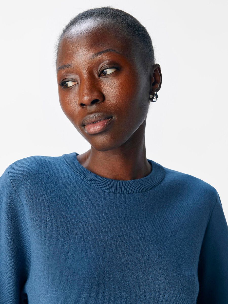 Product carousel image - LONG SLEEVED KNITTED PULLOVER, Dark Denim | 3