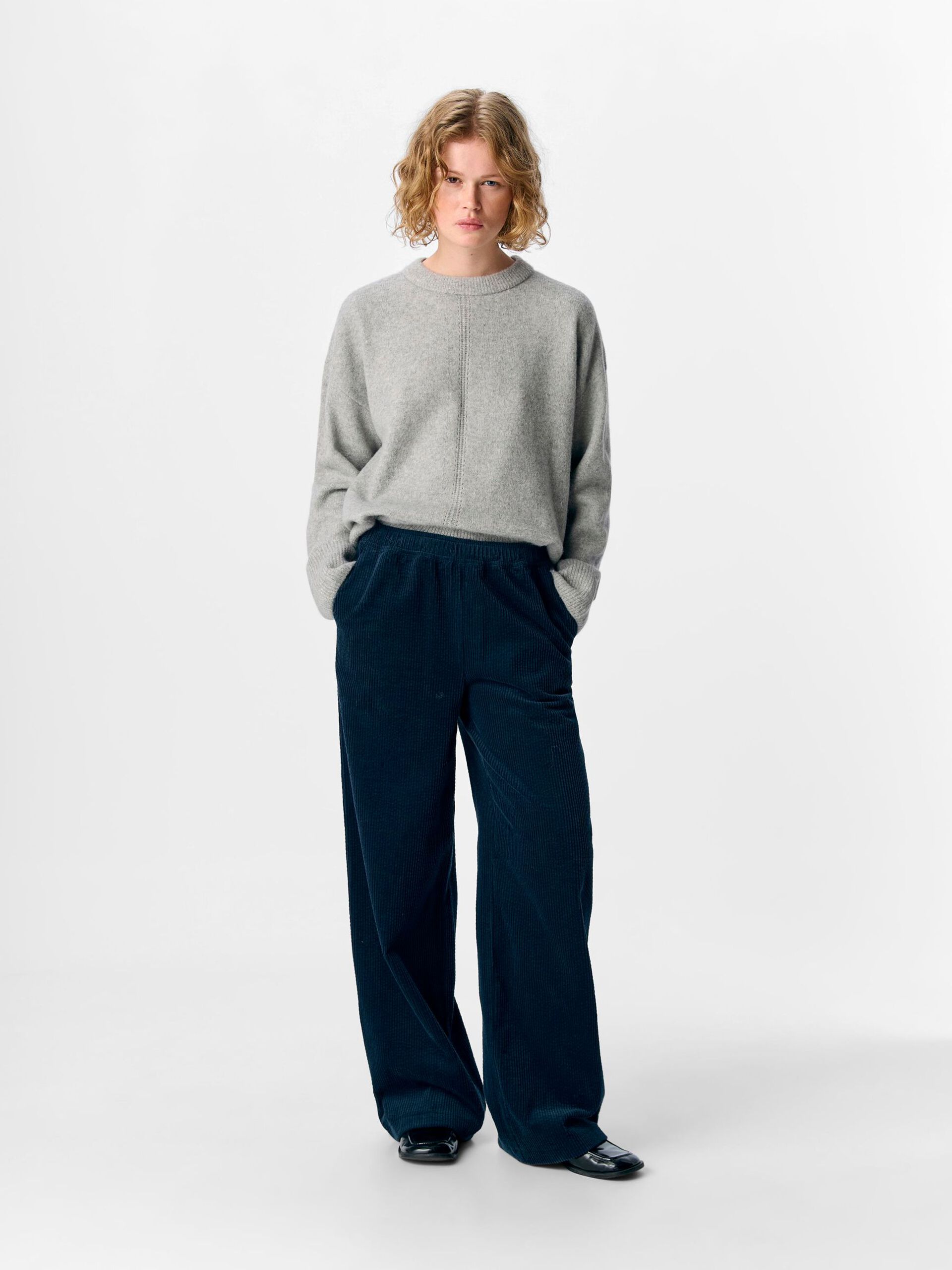Carousel image - CORDUROY TROUSERS, Sky Captain | 4