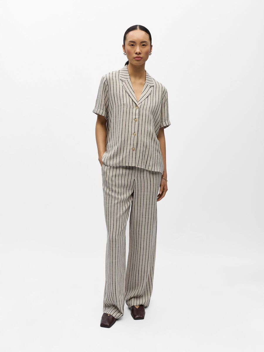 Carousel image - PRINTED REVERE COLLAR T-SHIRT, Sandshell | 4