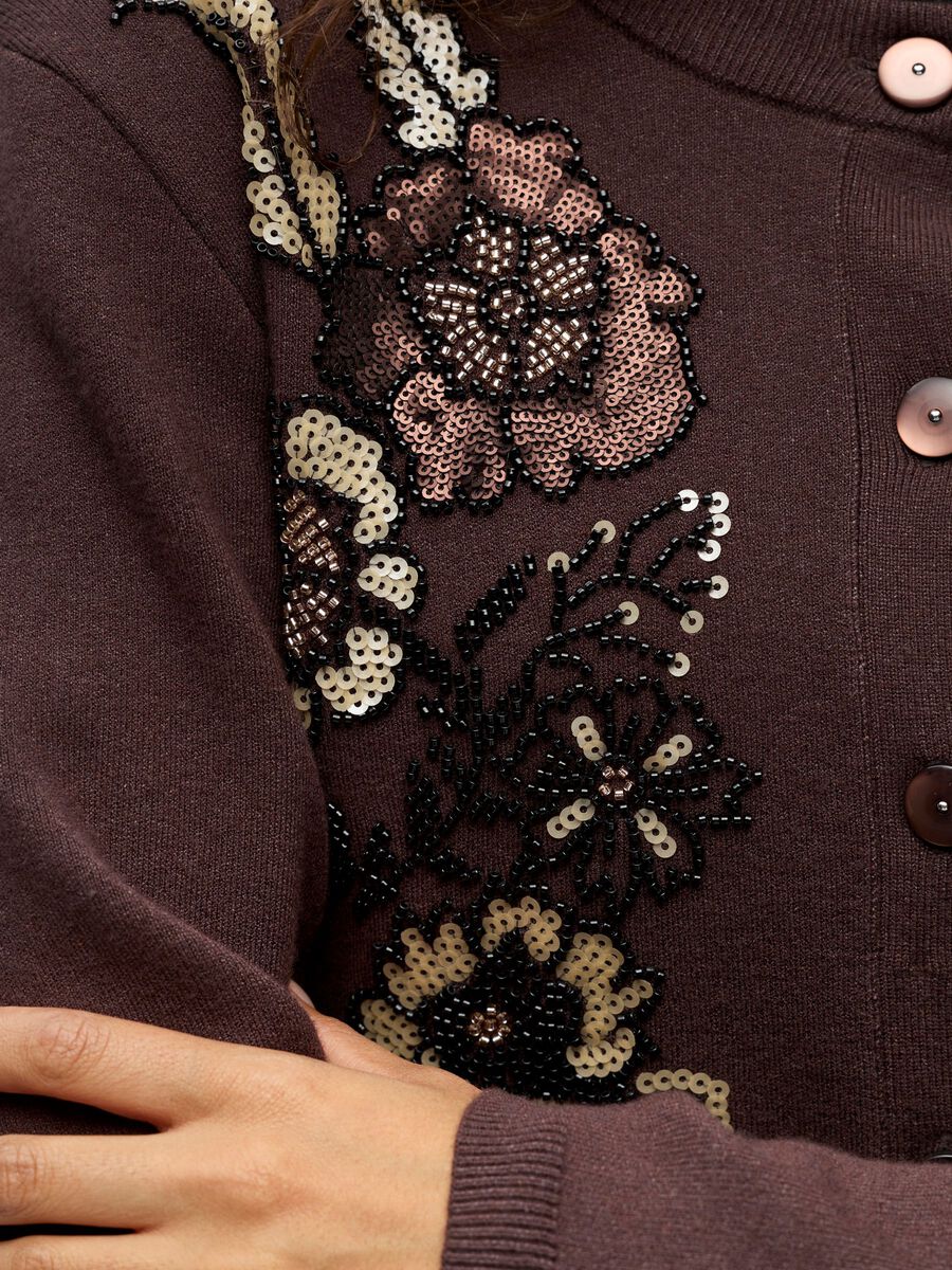 Carousel image - AVEC BRODERIE CARDIGAN, Seal Brown | 5