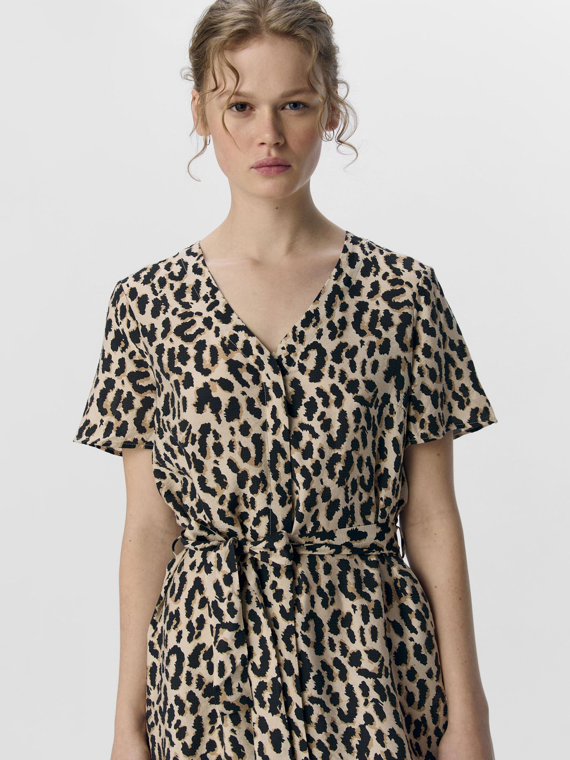 Carousel image - V-NECK MINI DRESS, Sandshell | 5