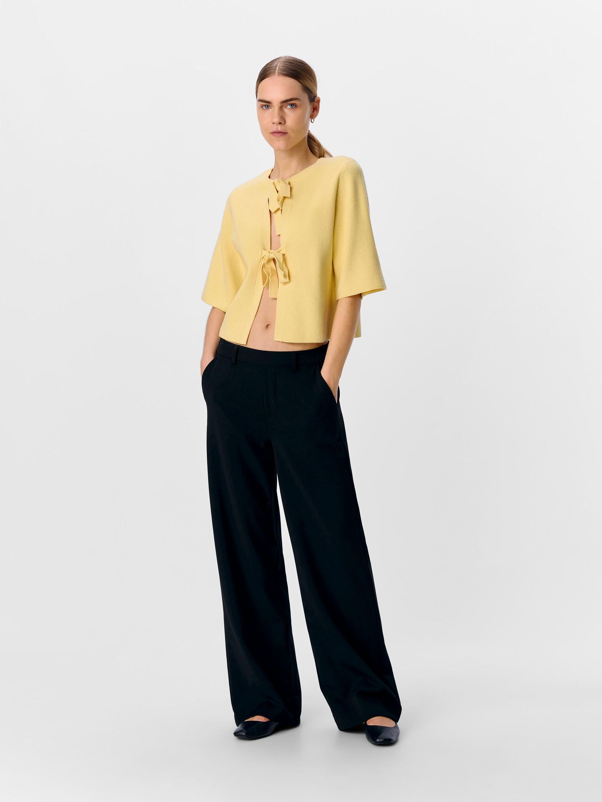 Carousel image - SHORT-SLEEVED KNITTED CARDIGAN, Pale Banana | 4