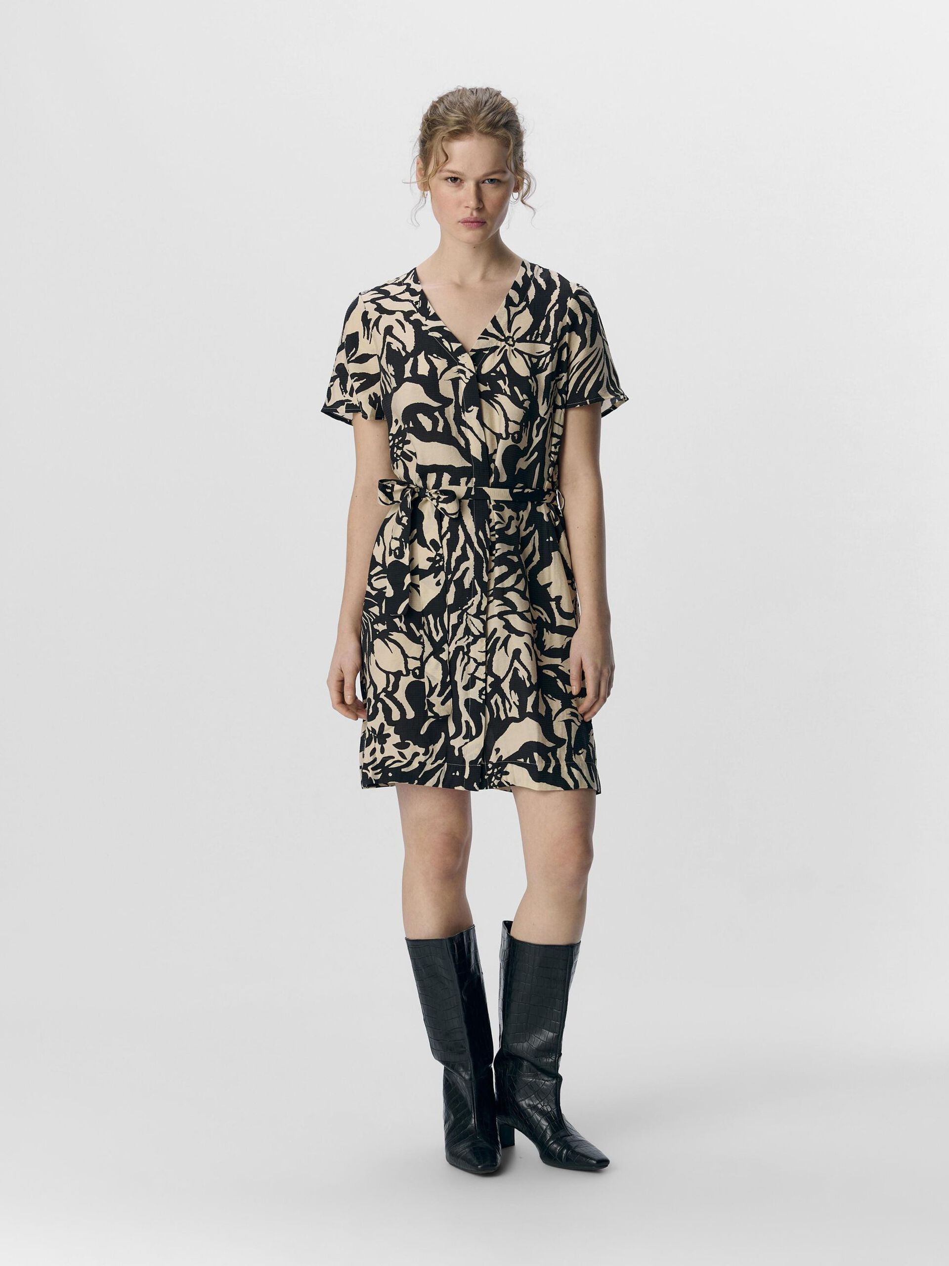 Carousel image - V-NECK MINI DRESS, Sandshell | 4