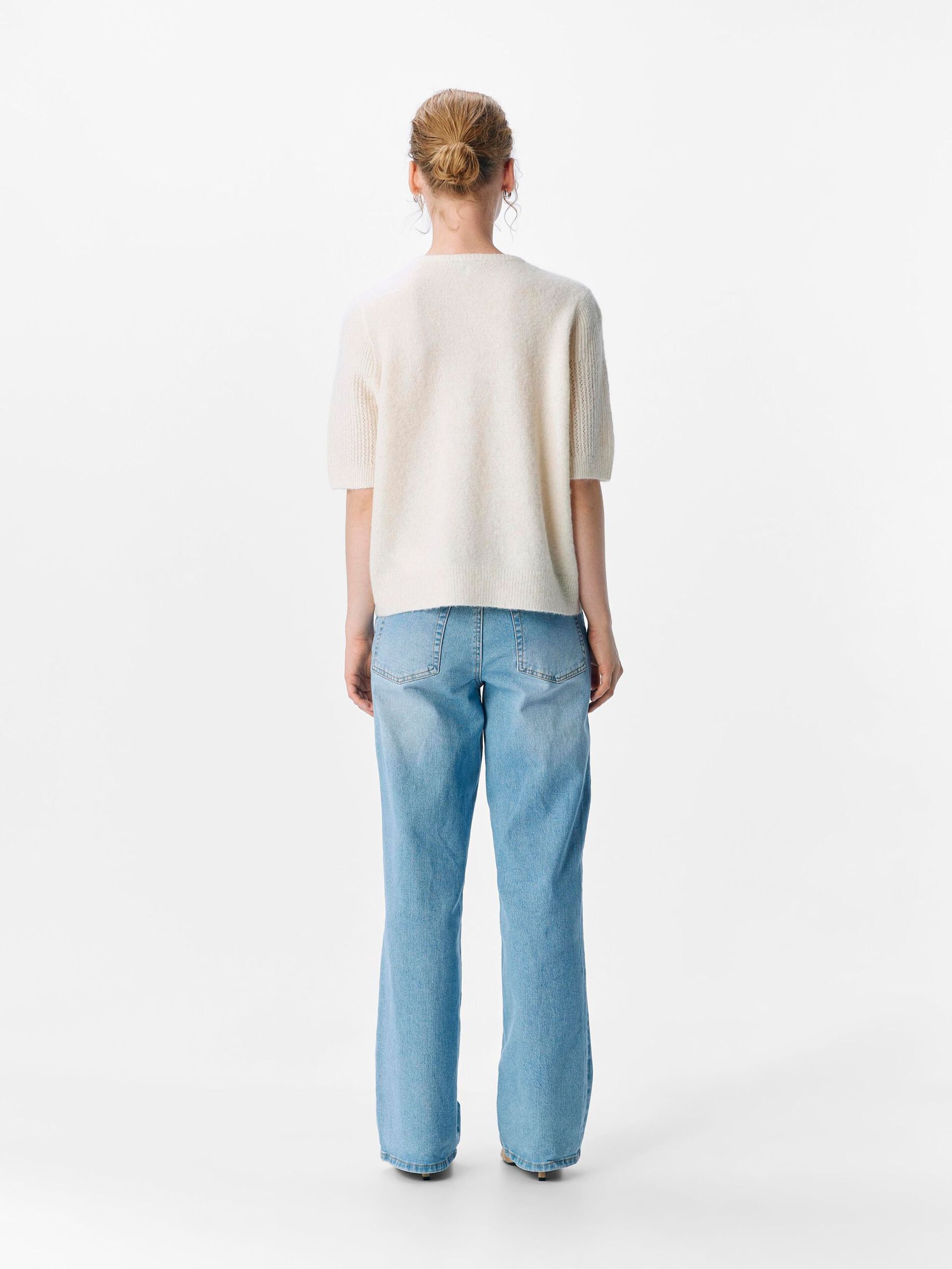 Carousel image - GEDETAILLEERD VEST, Cloud Dancer | 4
