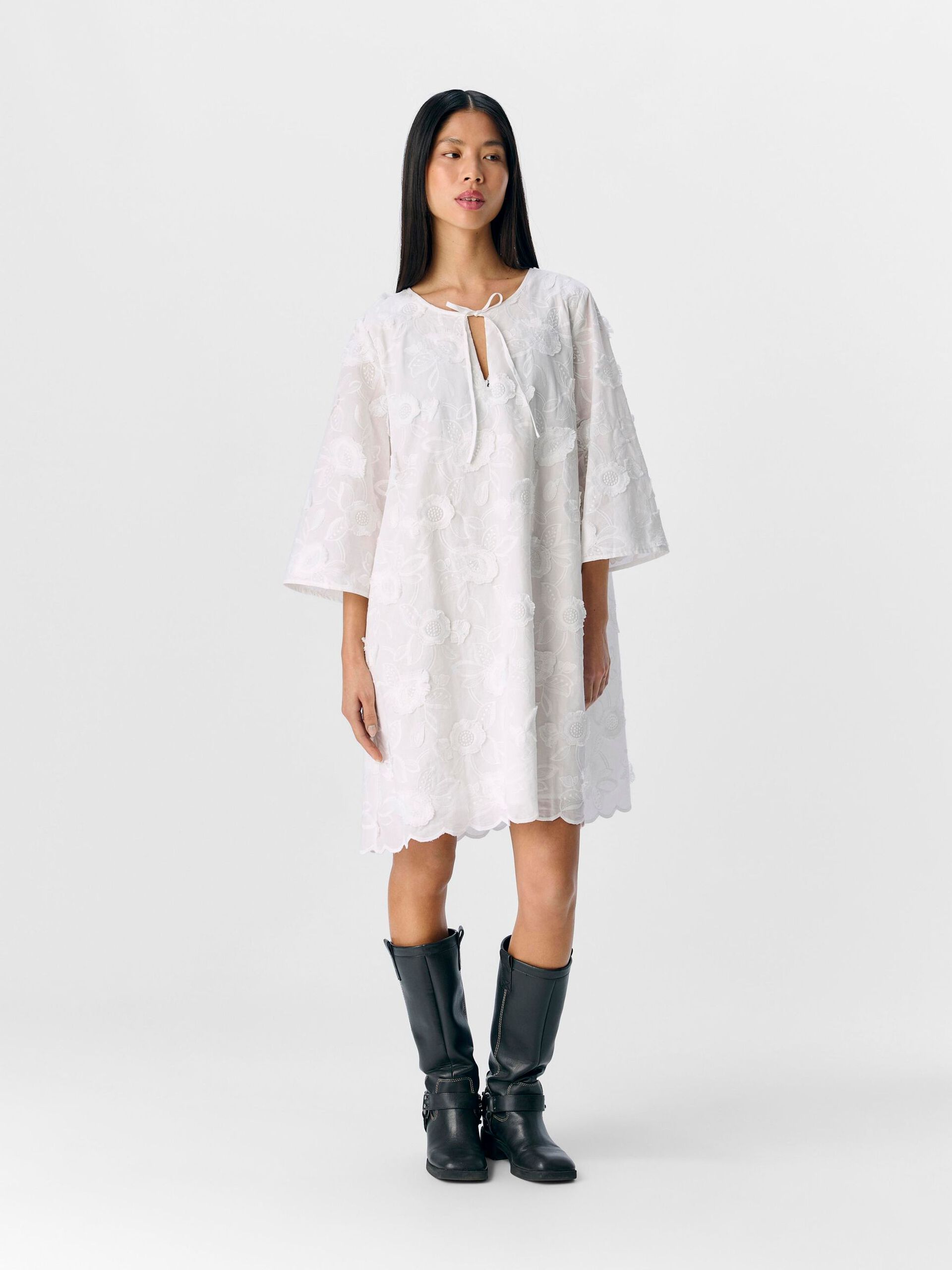 Carousel image - VESTIDO MINI, White | 4