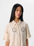 OBJECT BRODERIE ANGLAISE OVERHEMD, Sandshell, highres - 23046404_Sandshell_006.jpg