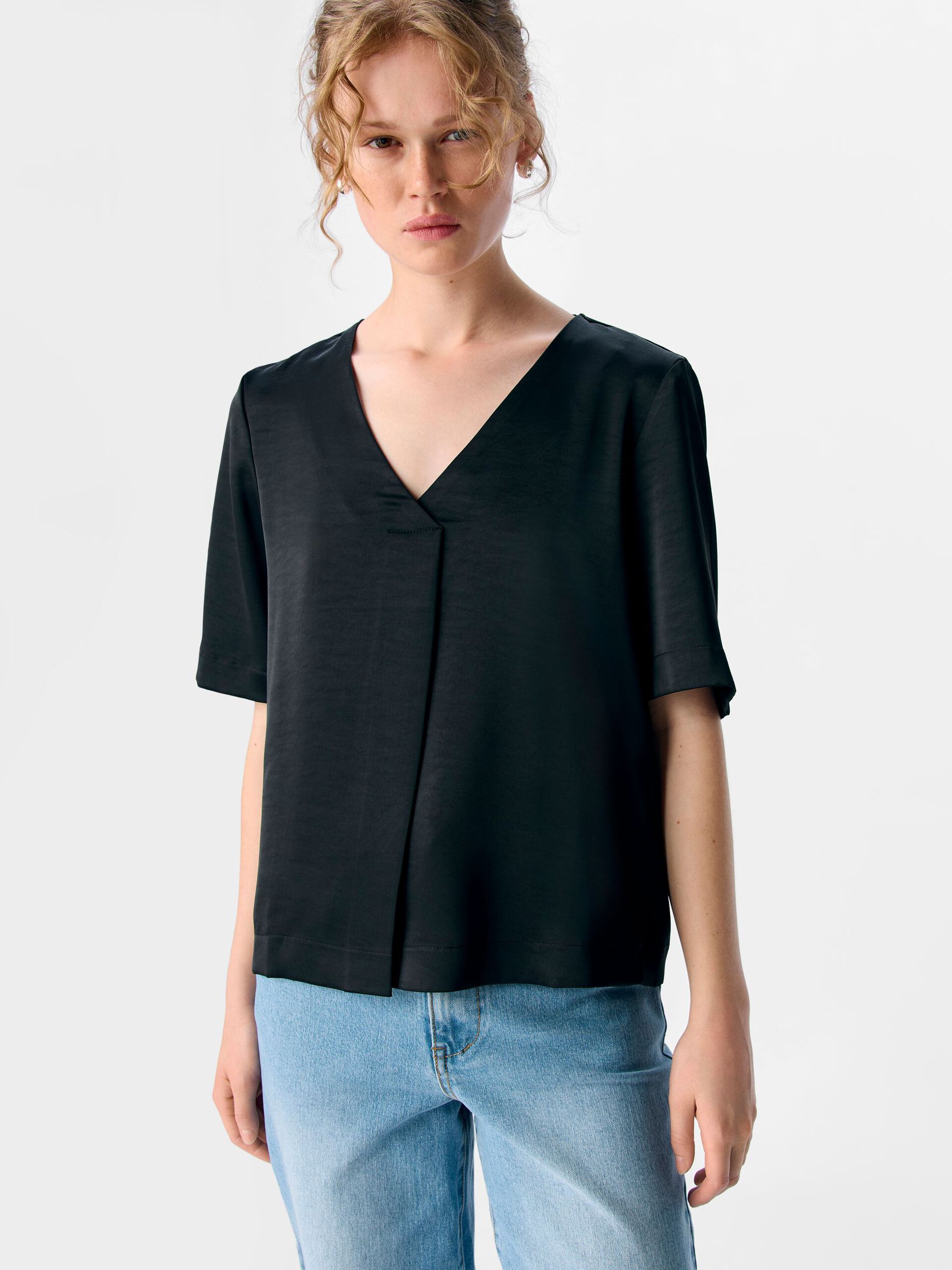 Carousel image - V-AUSSCHNITT BLUSE, Black | 5
