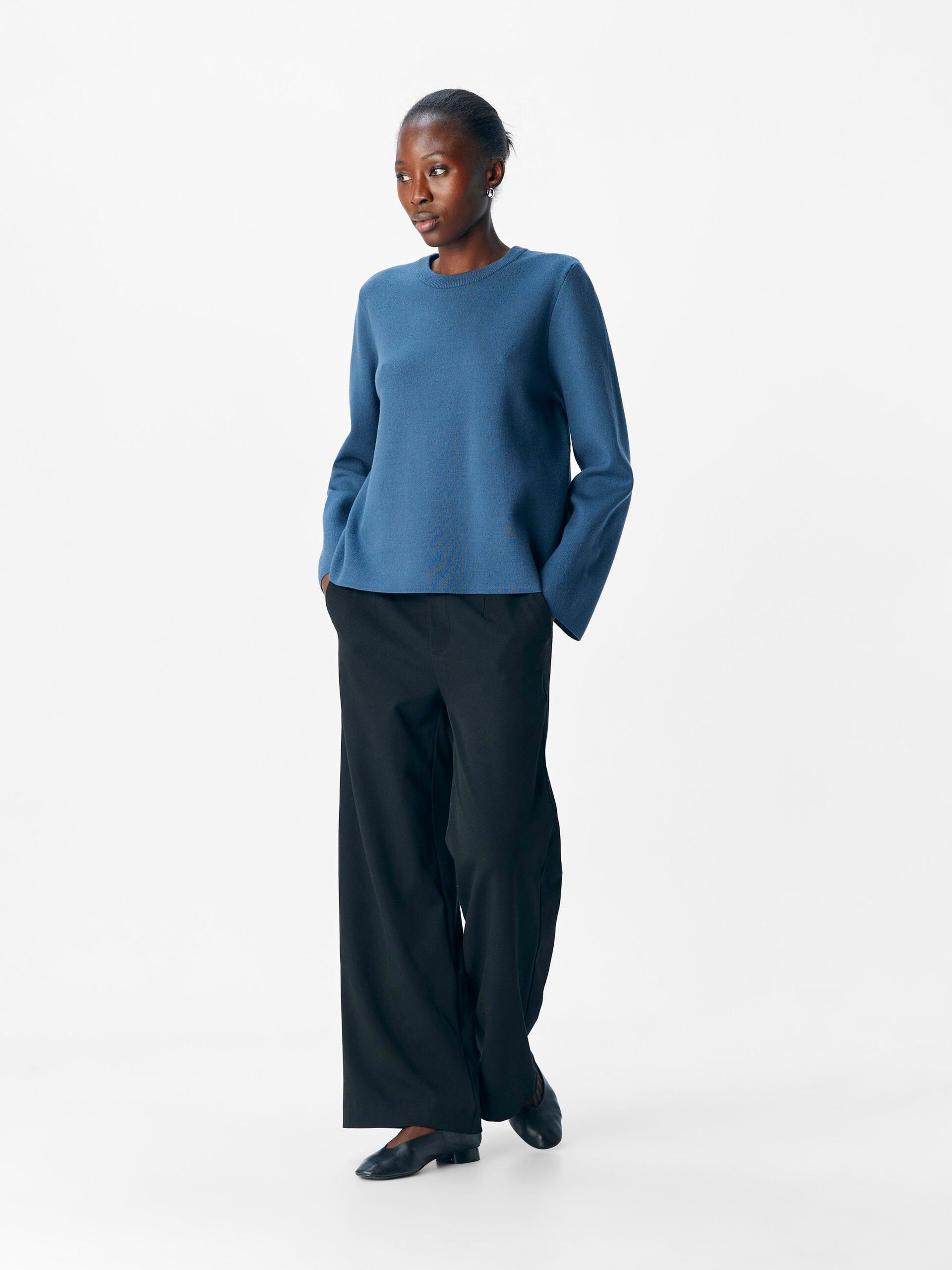 Carousel image - LONG SLEEVED KNITTED PULLOVER, Dark Denim | 4