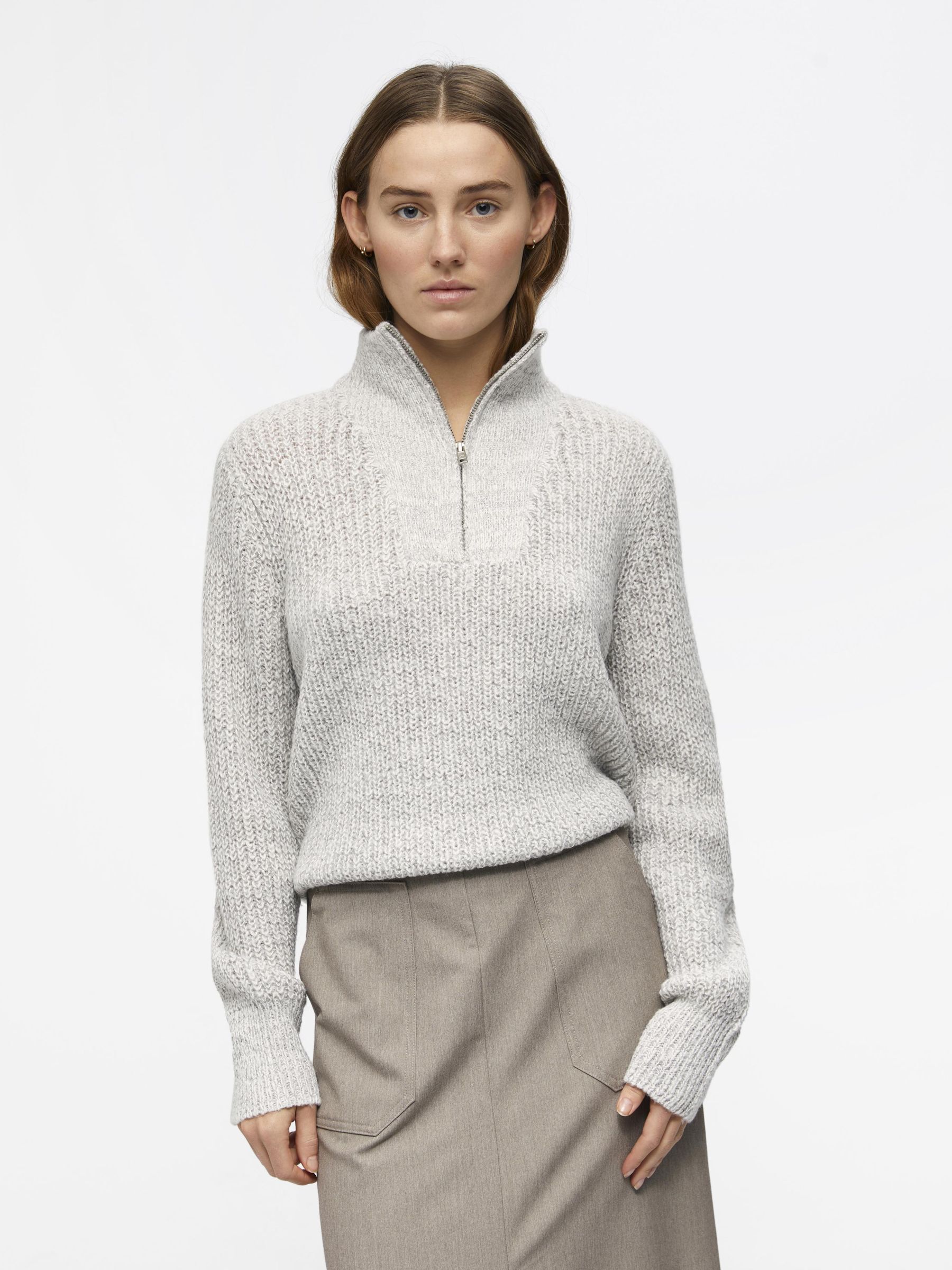 Grey jumpers for women .OBJECT CI
