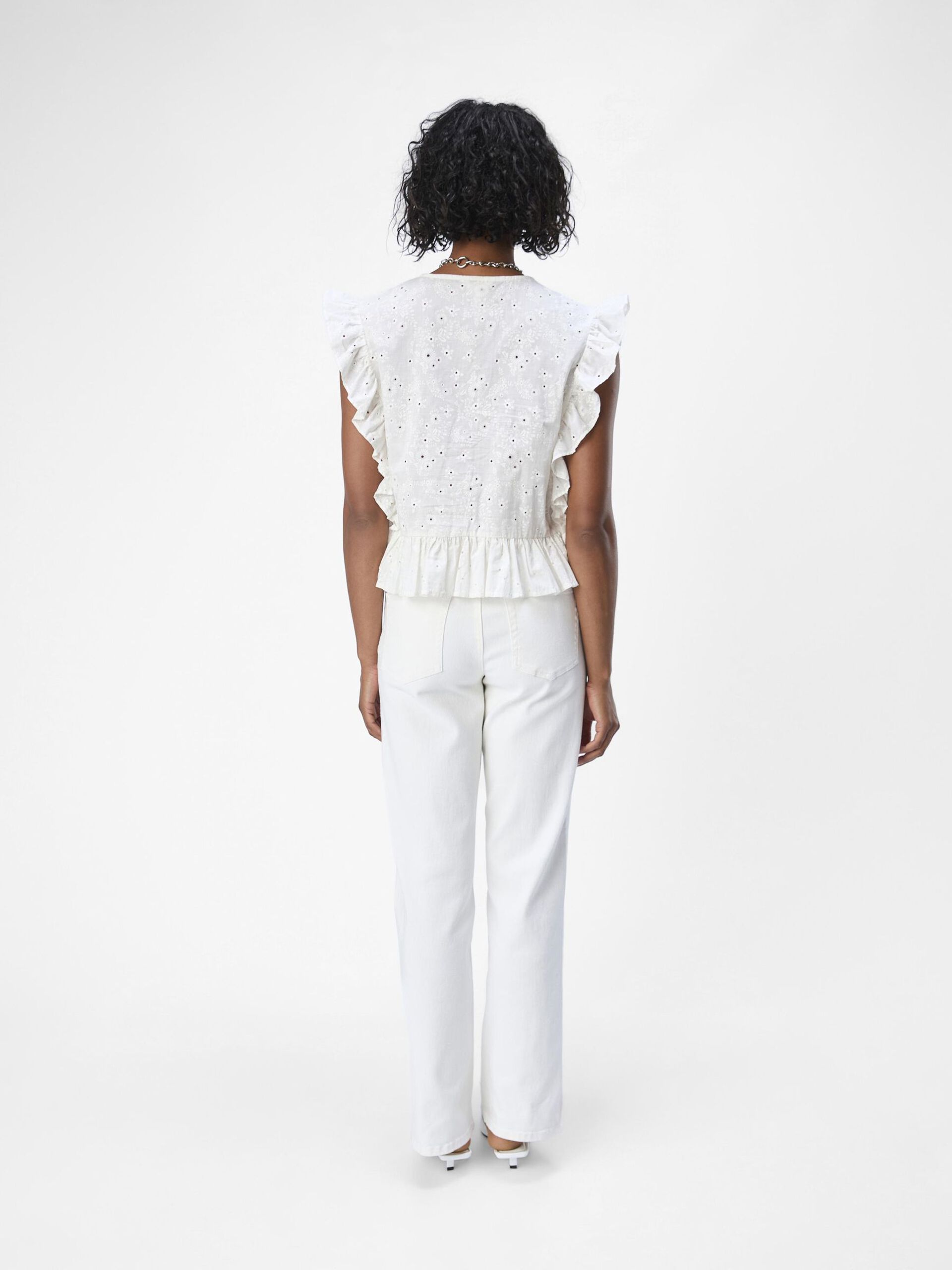 Carousel image - RUFFLED TOP, Cloud Dancer | 3