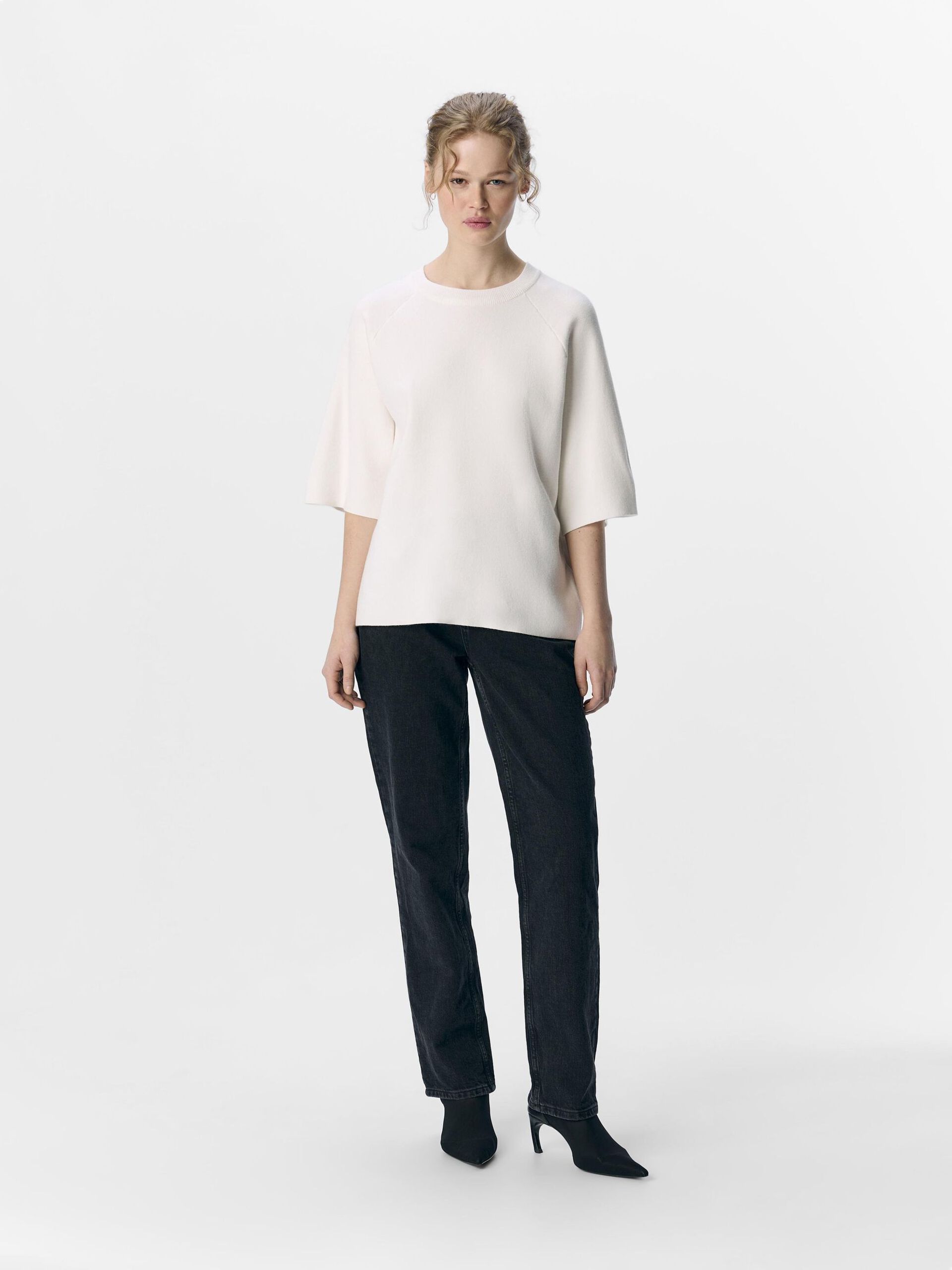 Carousel image - KNITTED TOP, Cloud Dancer | 4
