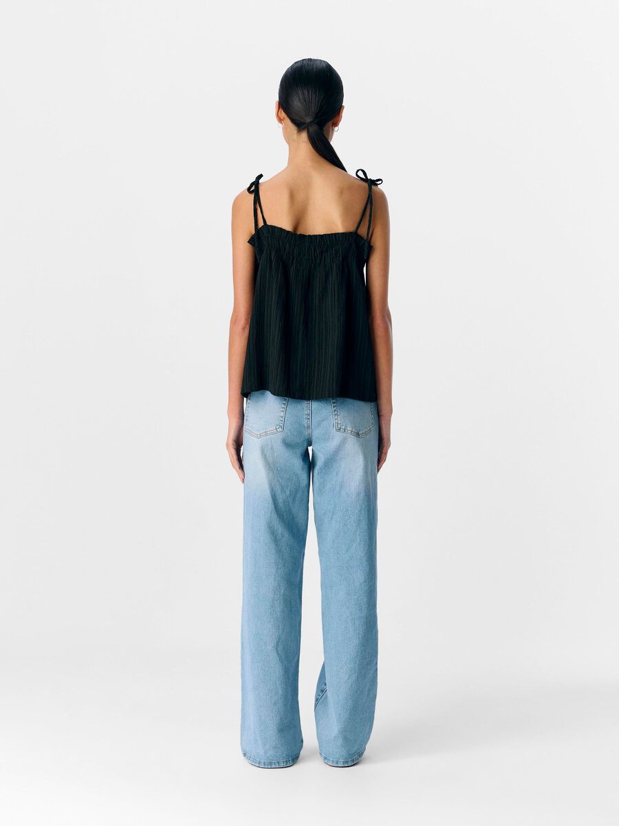 OBJECT PLISSÉ TOP, Black, highres - 23047486_Black_004.jpg